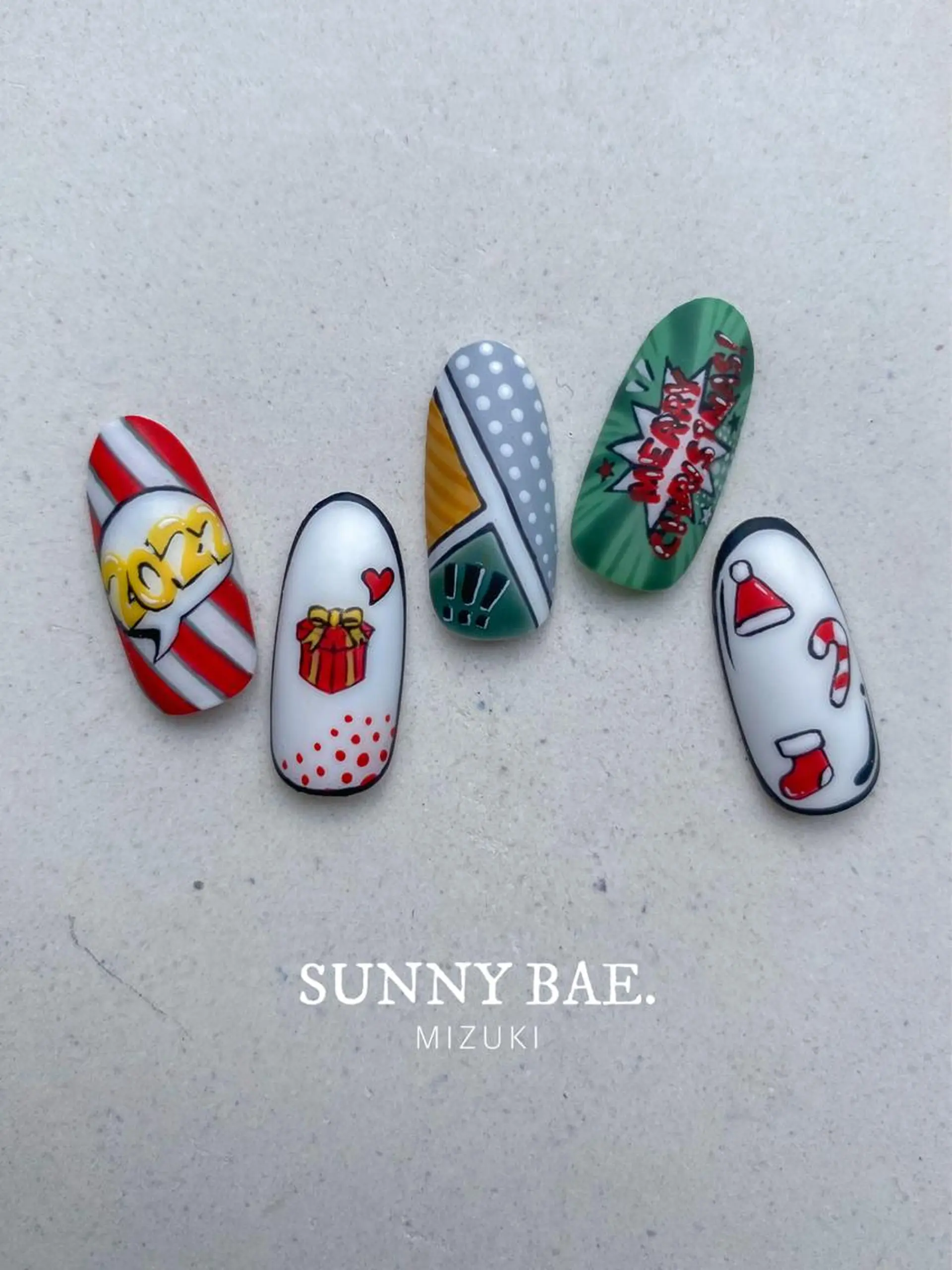 ネイル マットネイル 冬ネイル クリスマス SUNNY BAE. 🌼MIZUKIのネイルデザイン