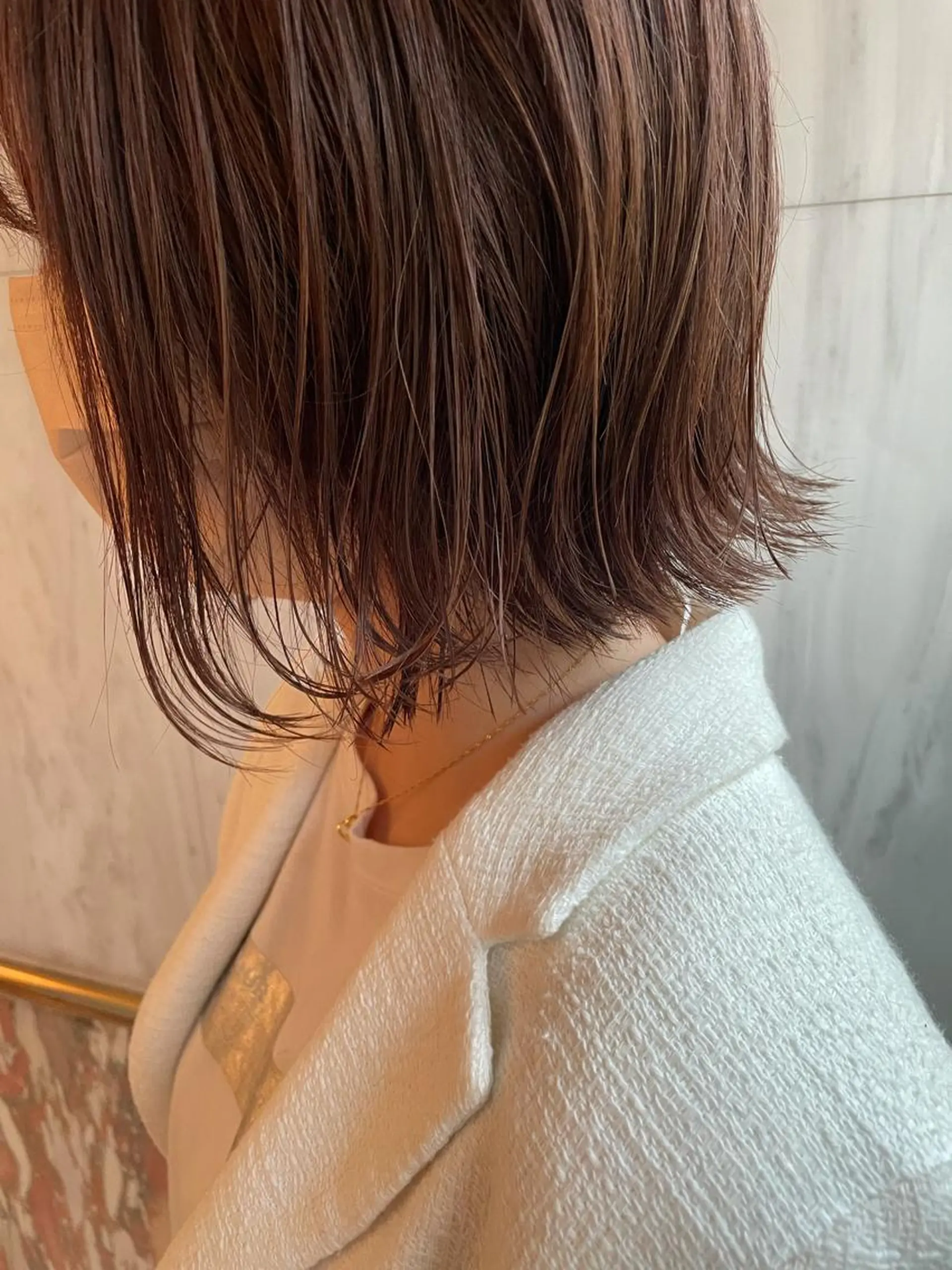 ミディアム ボブ 外ハネヘア ヘアカラー トリートメント 小顔カット/レイヤー /ボブ/浅野恵大のヘアスタイル