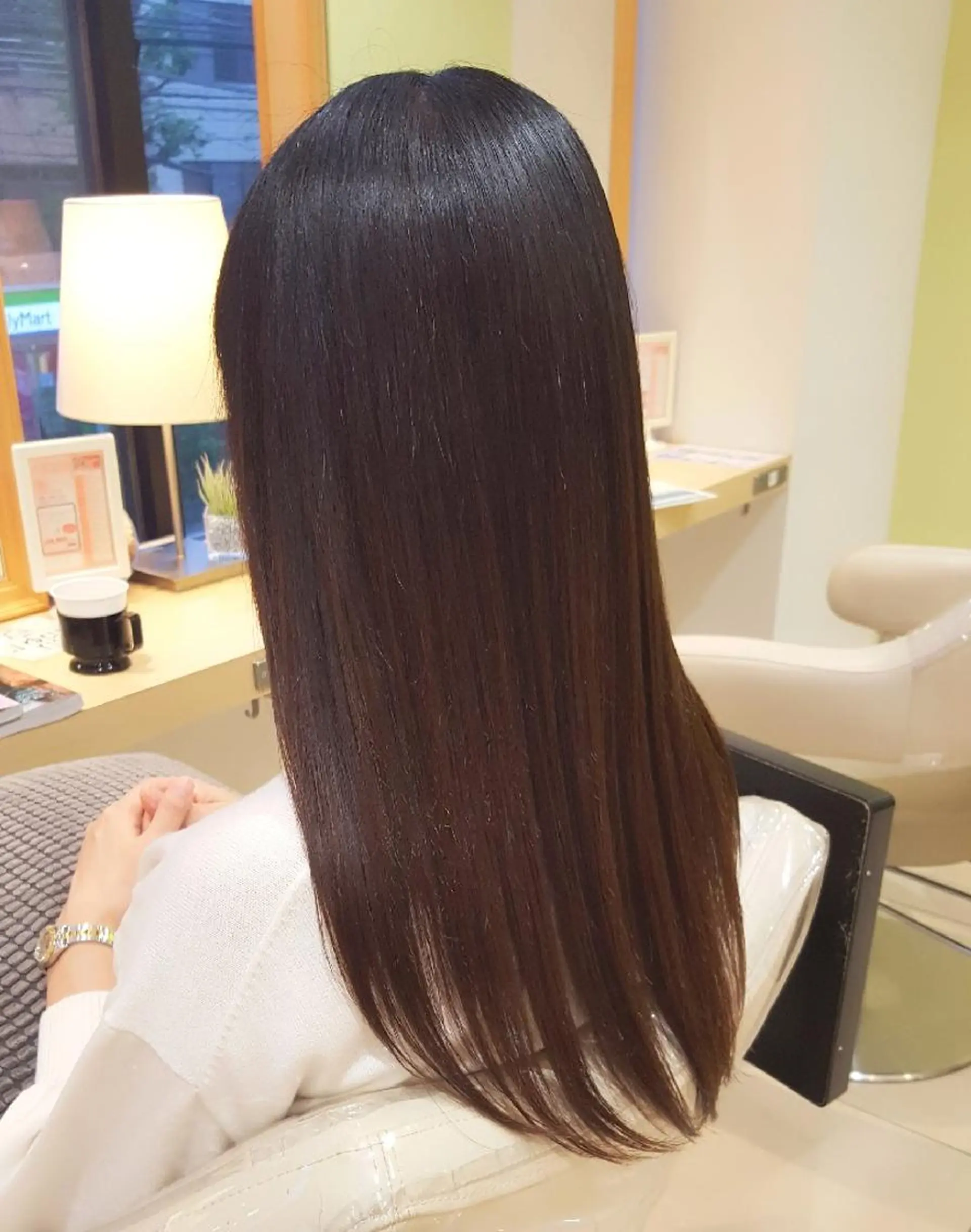 ロング パーマ 縮毛矯正 トリートメント 美髪⭐︎髪質改善 井上　康司のヘアスタイル