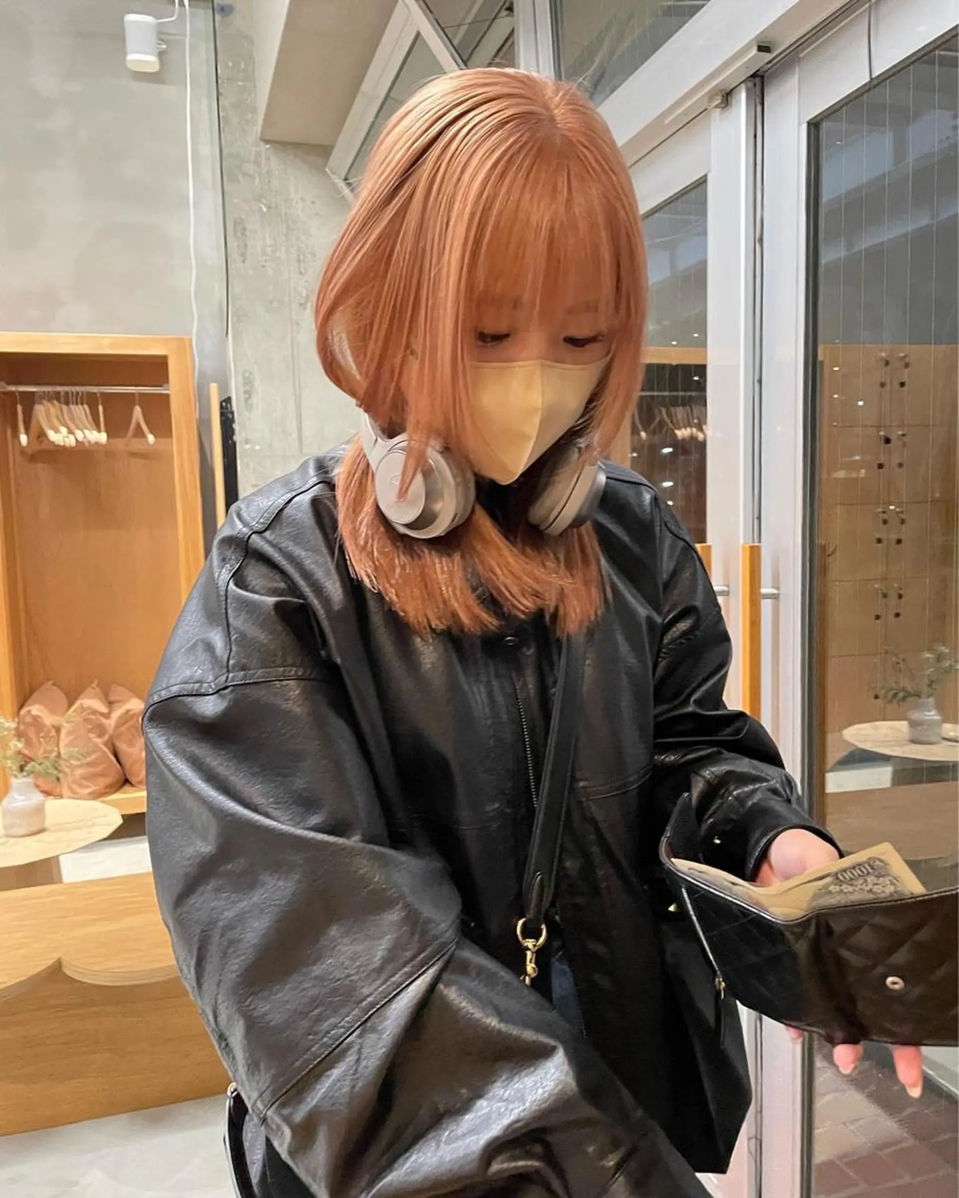 カラー wewe: momoeのヘアスタイル