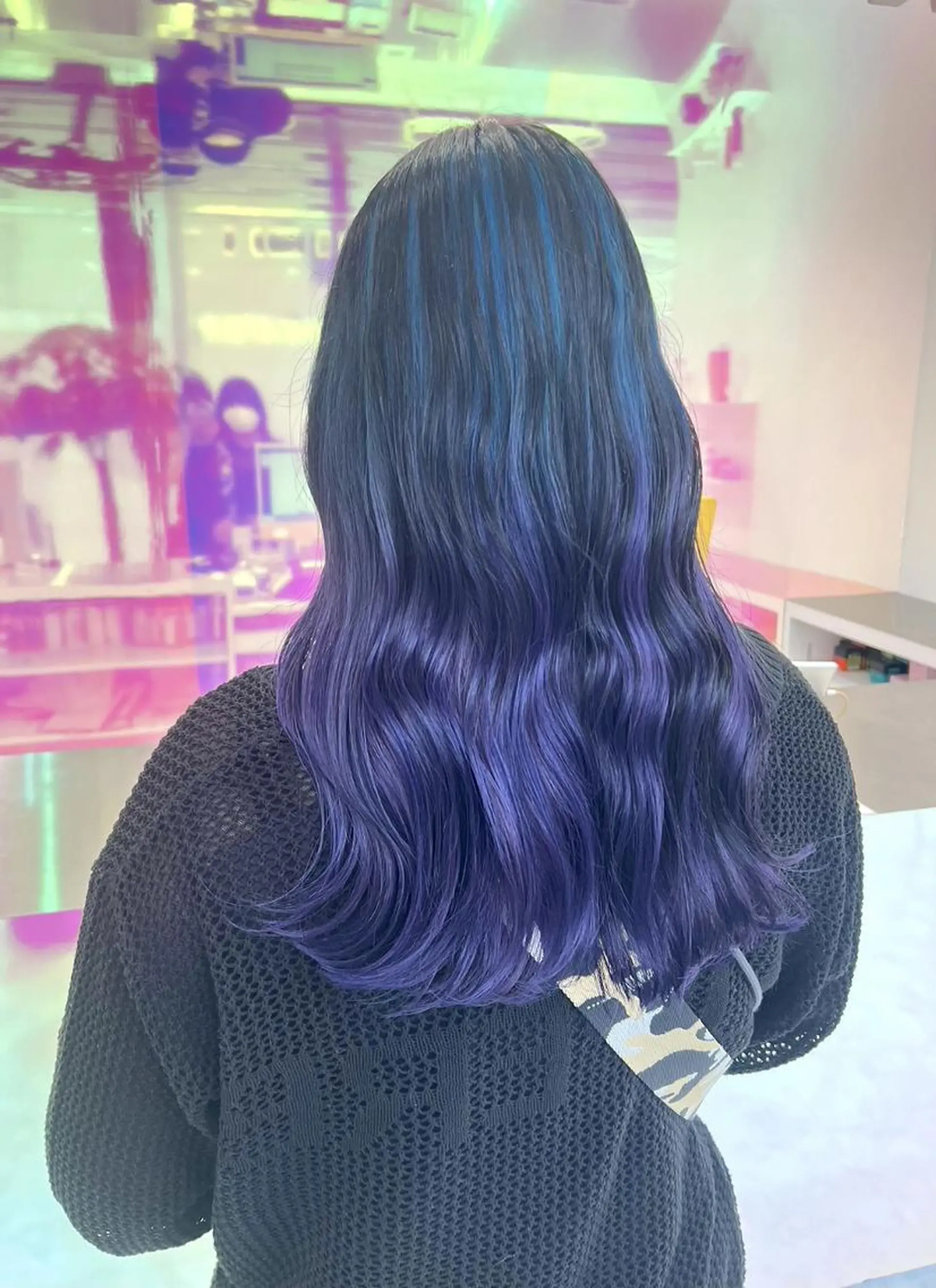 カラー セミロング 🍒透明感カラー🌨 🥕ハイトーンカラーのヘアスタイル