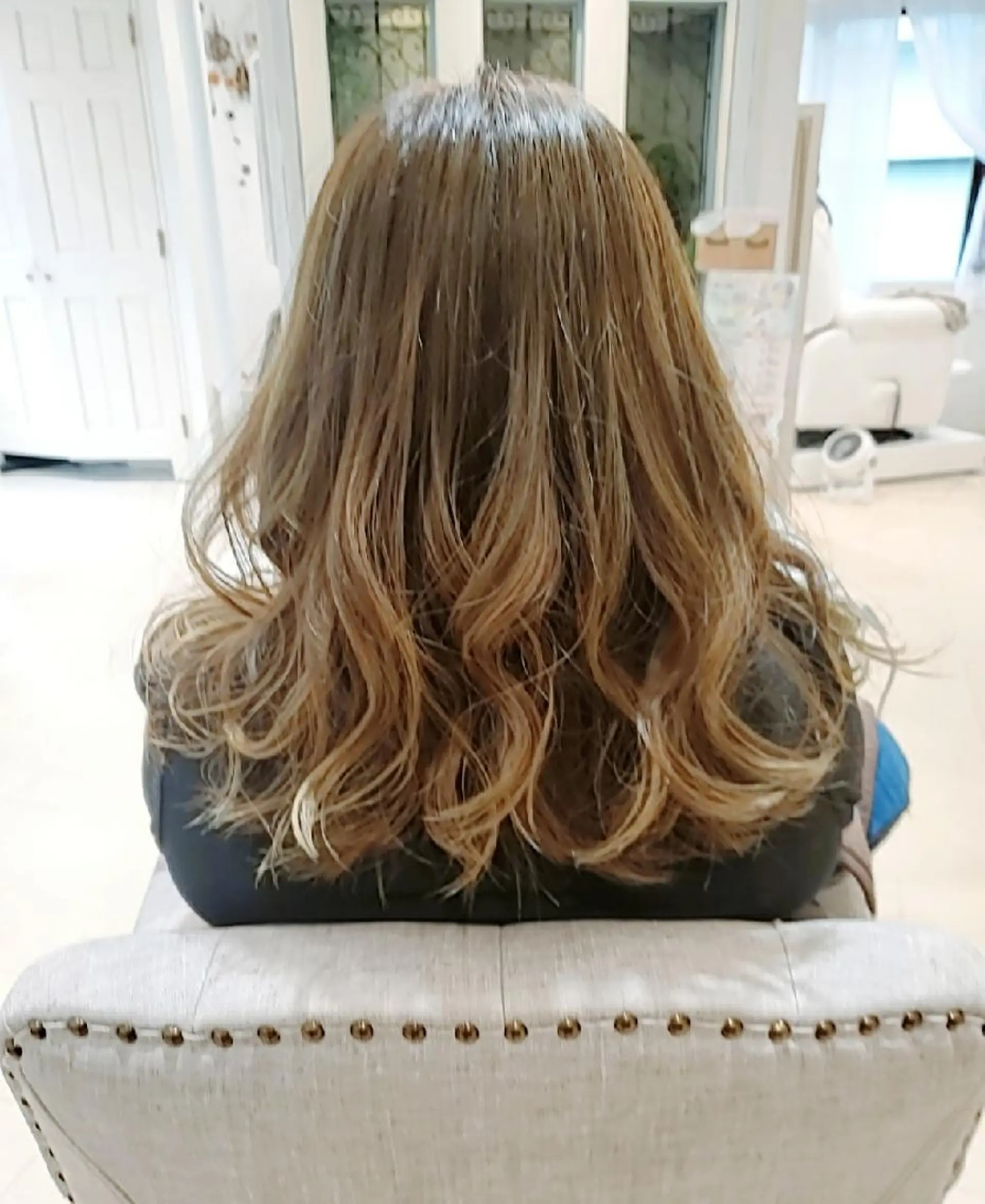 ミディアム カラー ハイライトカラー ハイトーンカラー ハイライト 💎カラー特化💎 長嶺文江💎のヘアスタイル