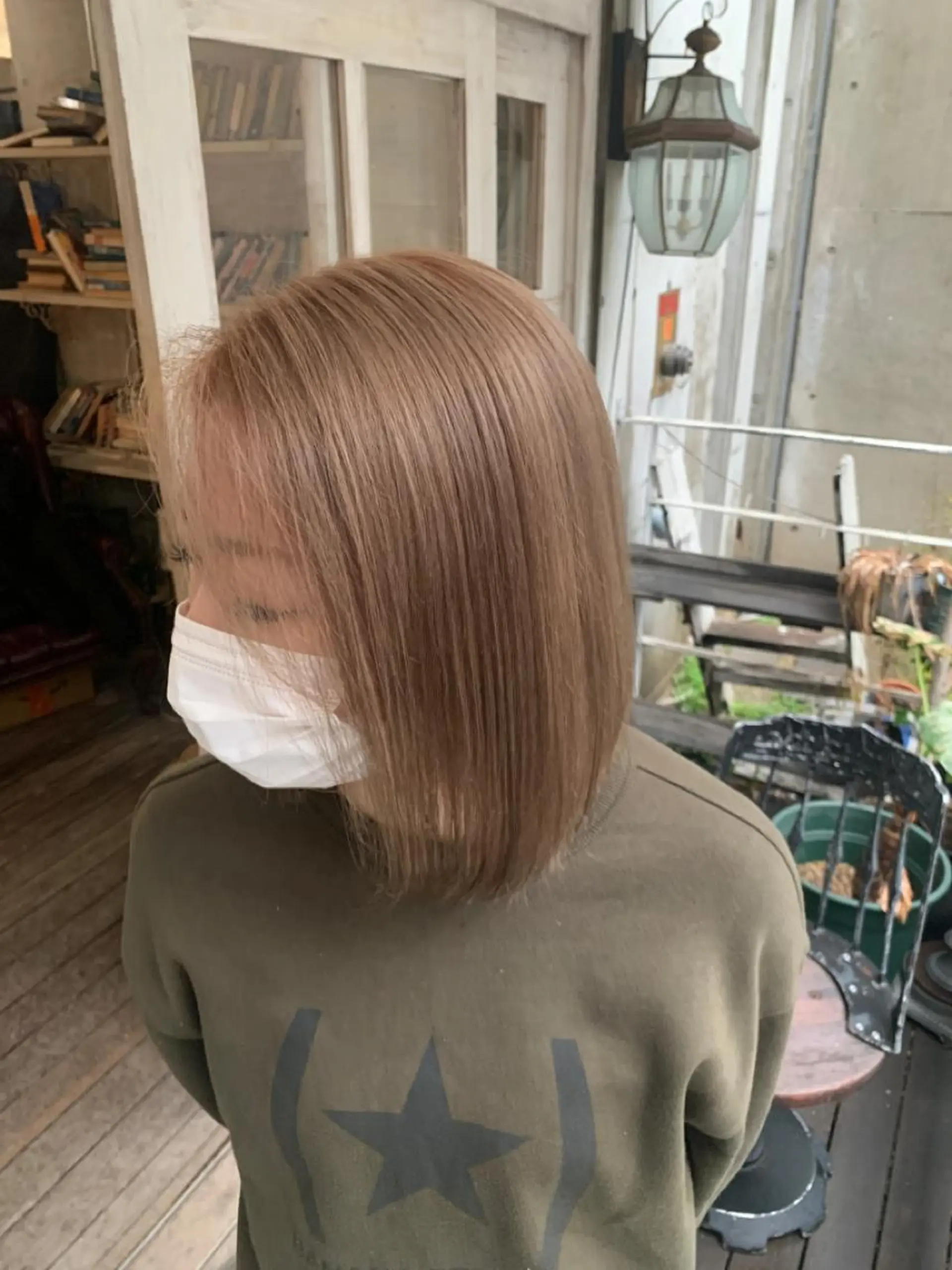 ショート カラー ヘアアレンジ メンズ キッズ ショートボブ メンズバレイヤージュ メンズブリーチ メンズハイライト メンズハイトーン 🌈難波🌈ベージュ カラー【ヒロム】のヘアスタイル
