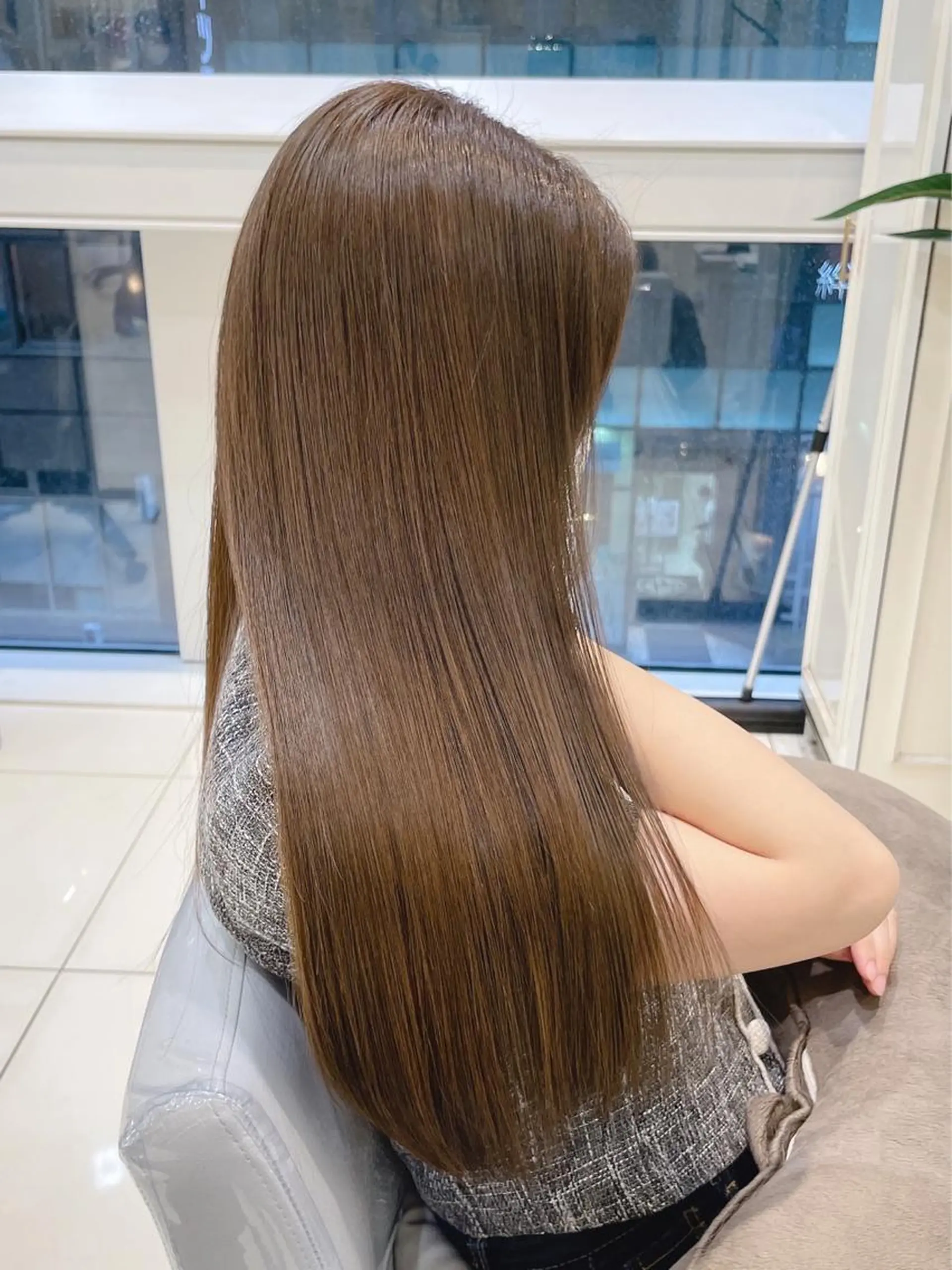 ロング カット ヘアカラー トリートメント ✨髪を傷ませない✨ 吉田ひじりのヘアスタイル