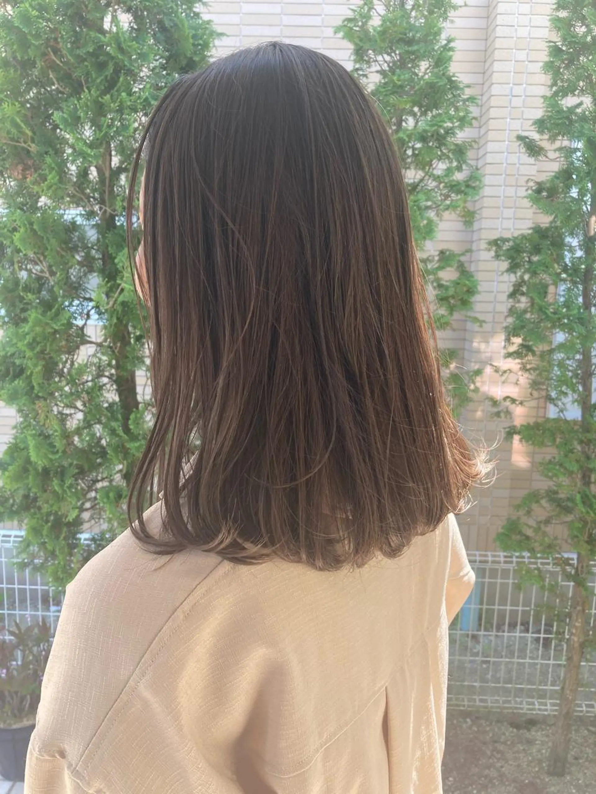 ミディアム カット ヘアカラー トリートメント fille所属・金子 歩実のヘアスタイル