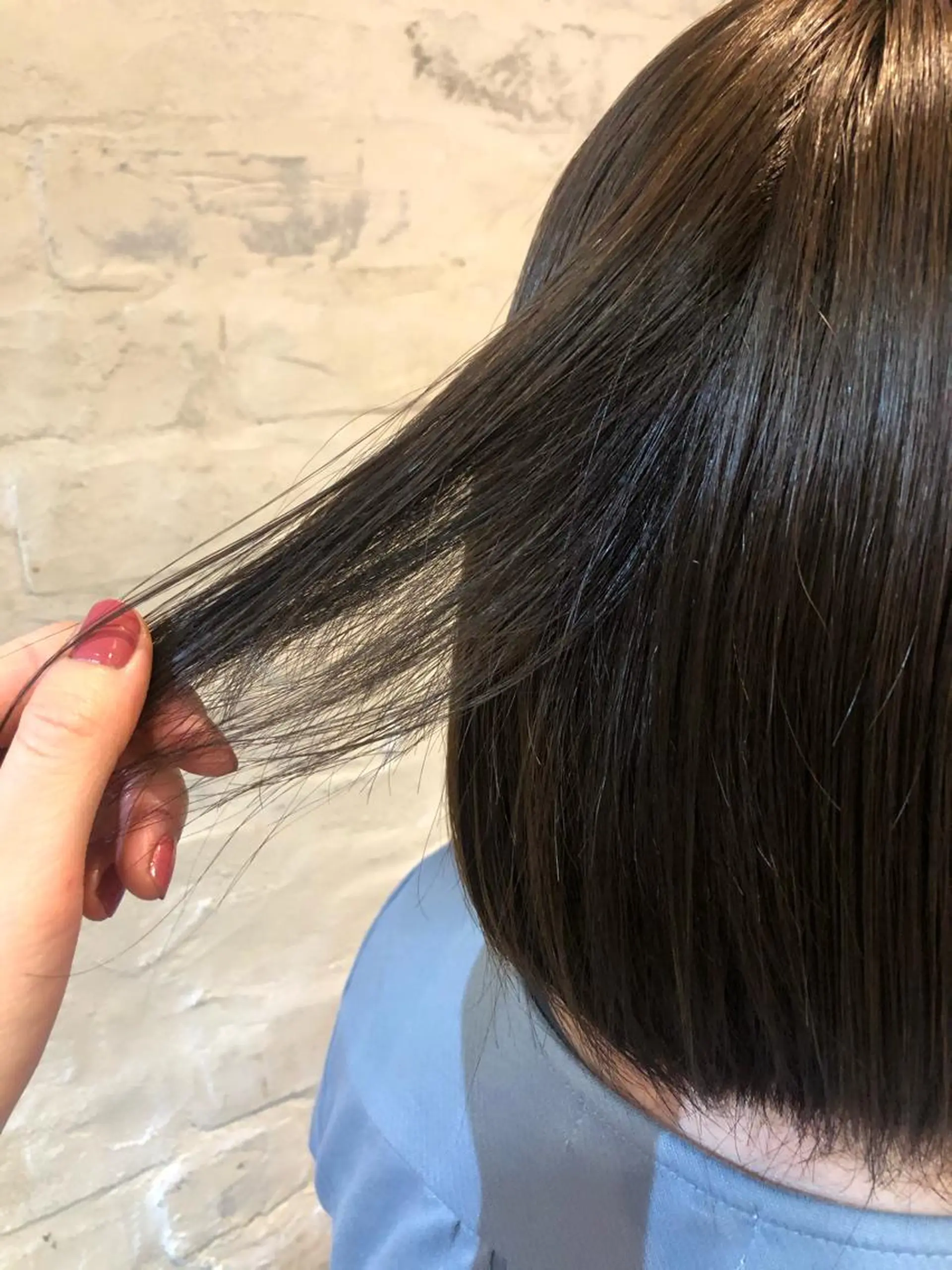 ミディアム カラー ベージュカラー オリーブベージュ riff design labo所属・橋本 実奈美のヘアスタイル