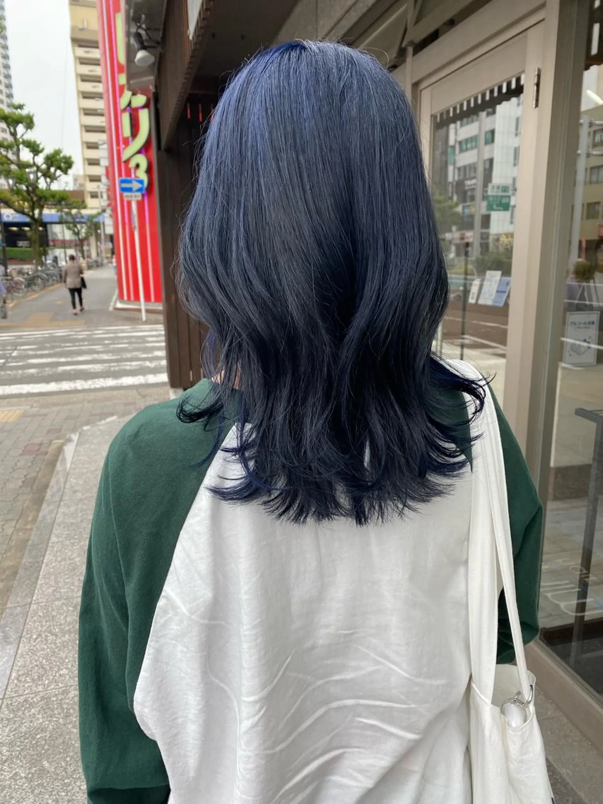 セミロング カラー ブリーチ ブルーカラー ネイビーカラー ヘアカラー ｲﾁｶﾜ ﾐｵ/ minim hairのヘアスタイル