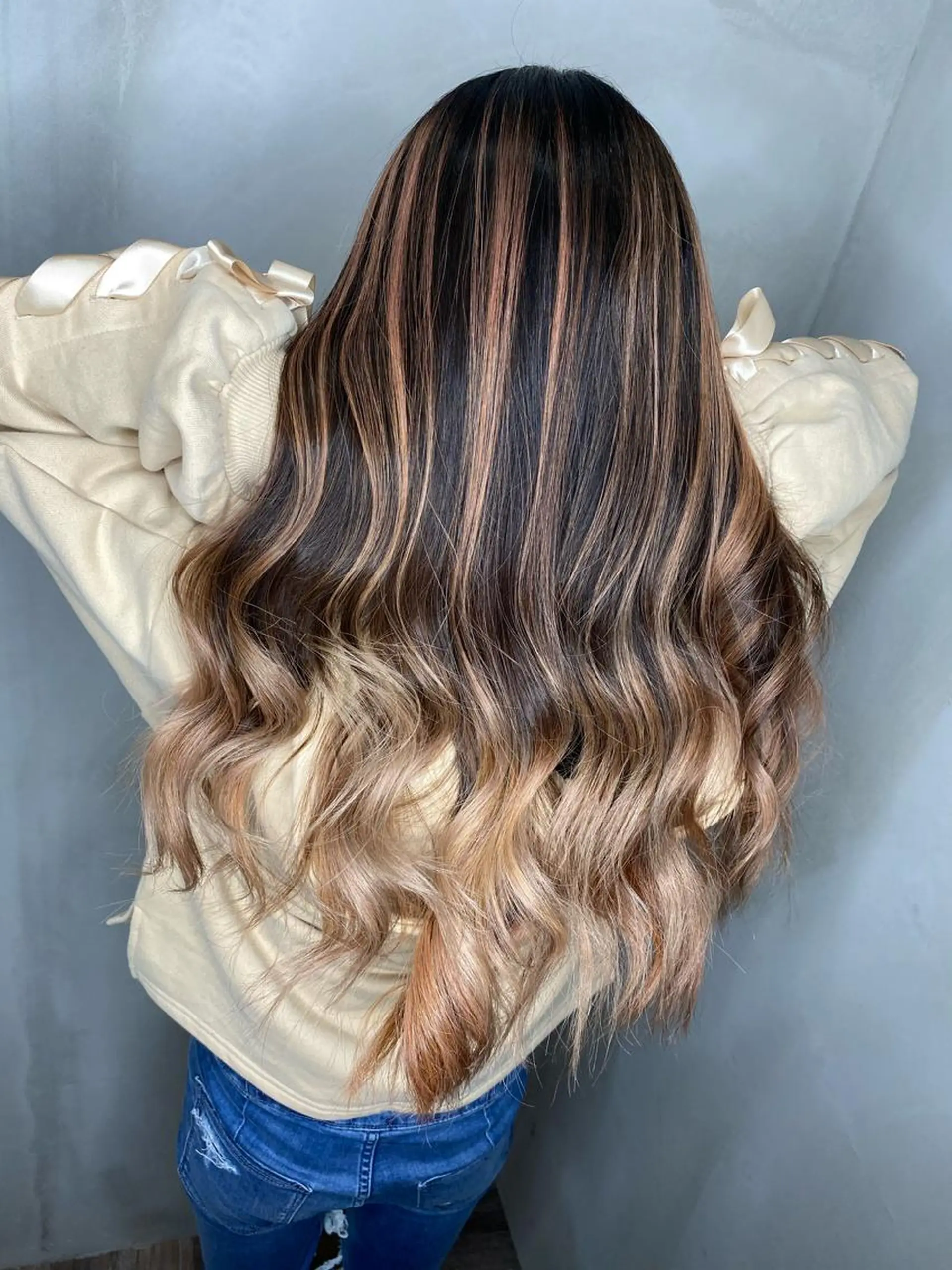 ロング カラー ヘアアレンジ ヘアカラー トリートメント Belle hair Design青野大貴のヘアスタイル