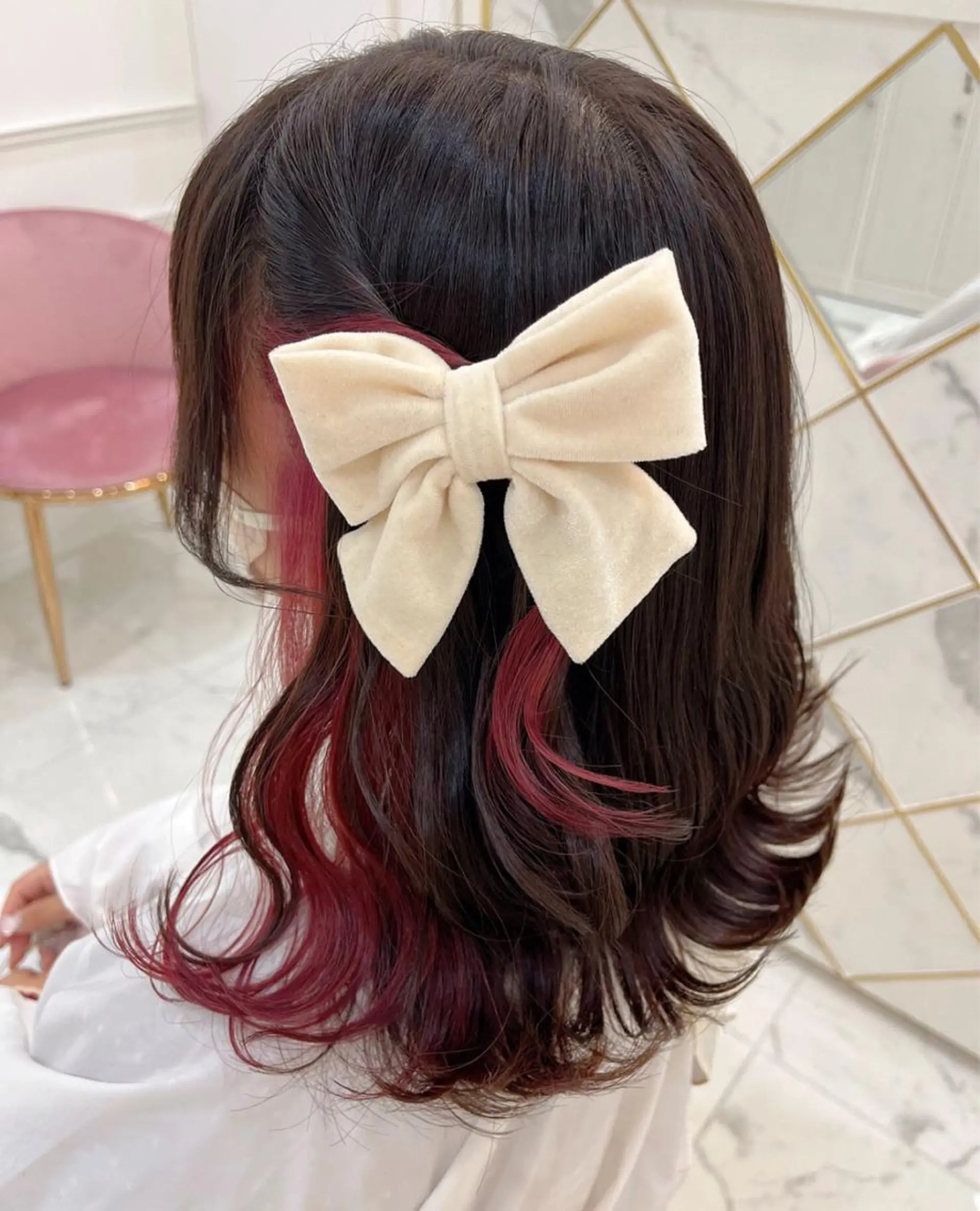 セミロング カラー ヘアアレンジ 透明感カラー ピンクカラー Tinker Lip  ティンカーリップ所属・小林 愛華のヘアスタイル
