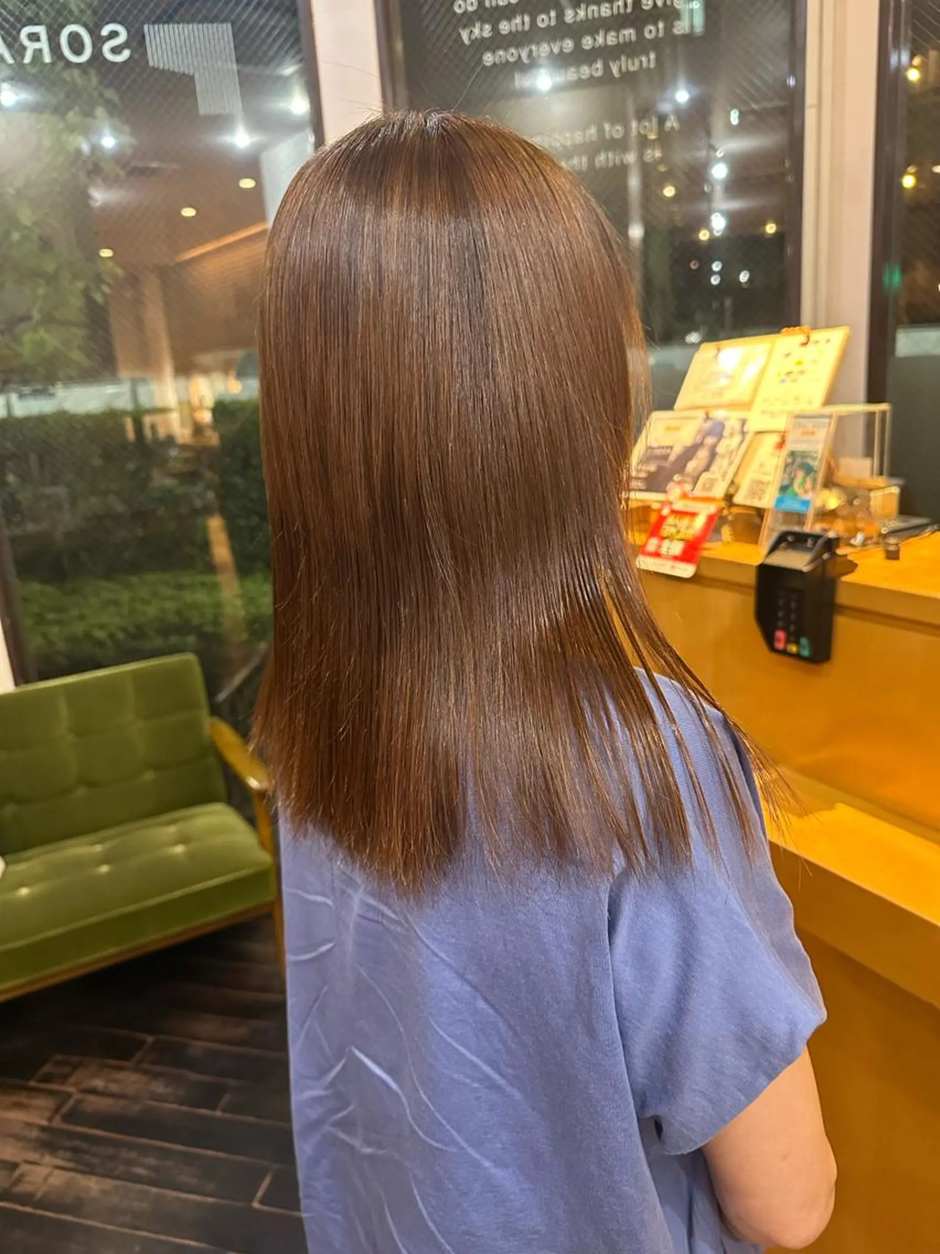 セミロング 井上 翠月のヘアスタイル