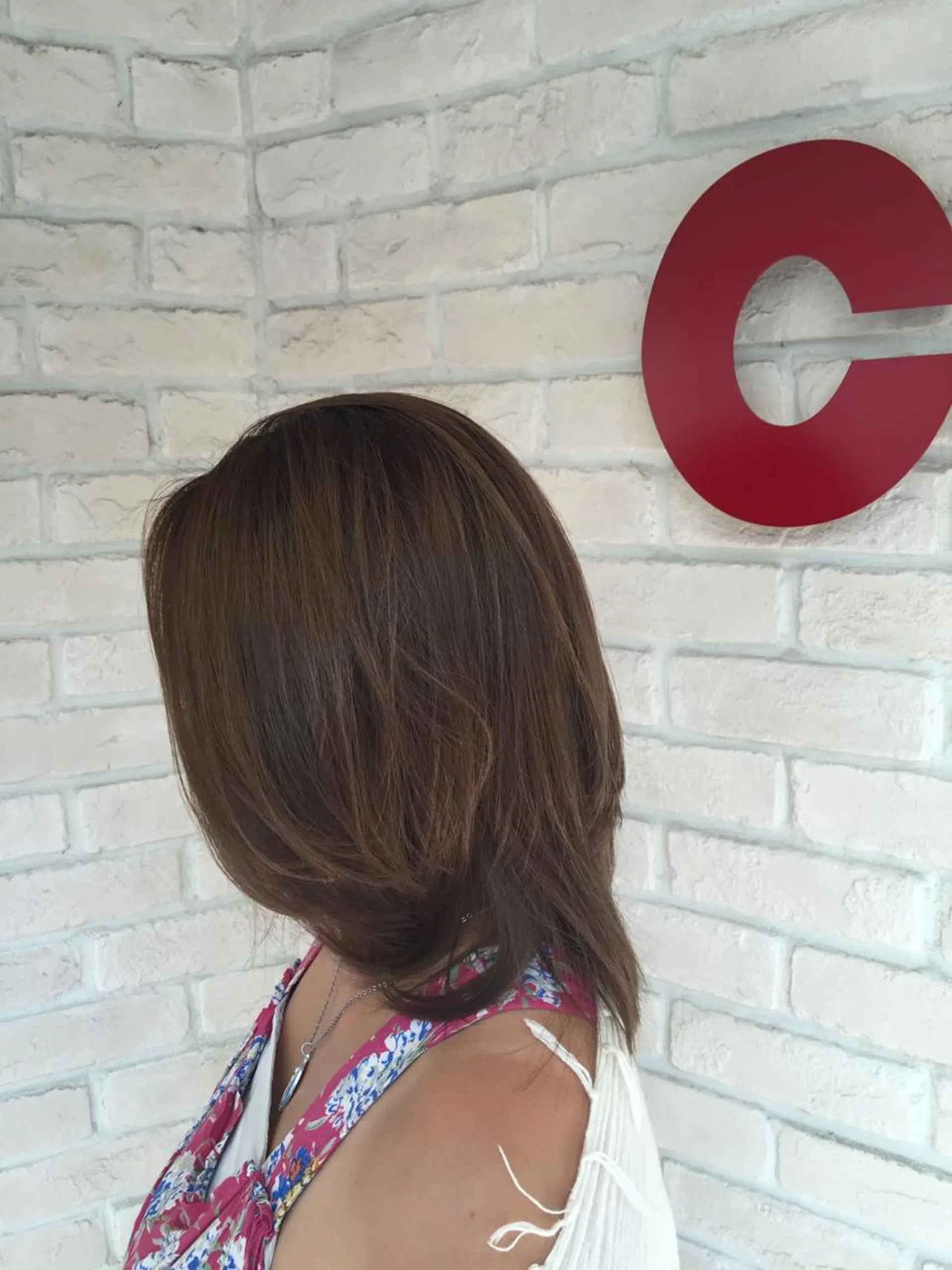 ミディアム 吉岡 三四朗のヘアスタイル