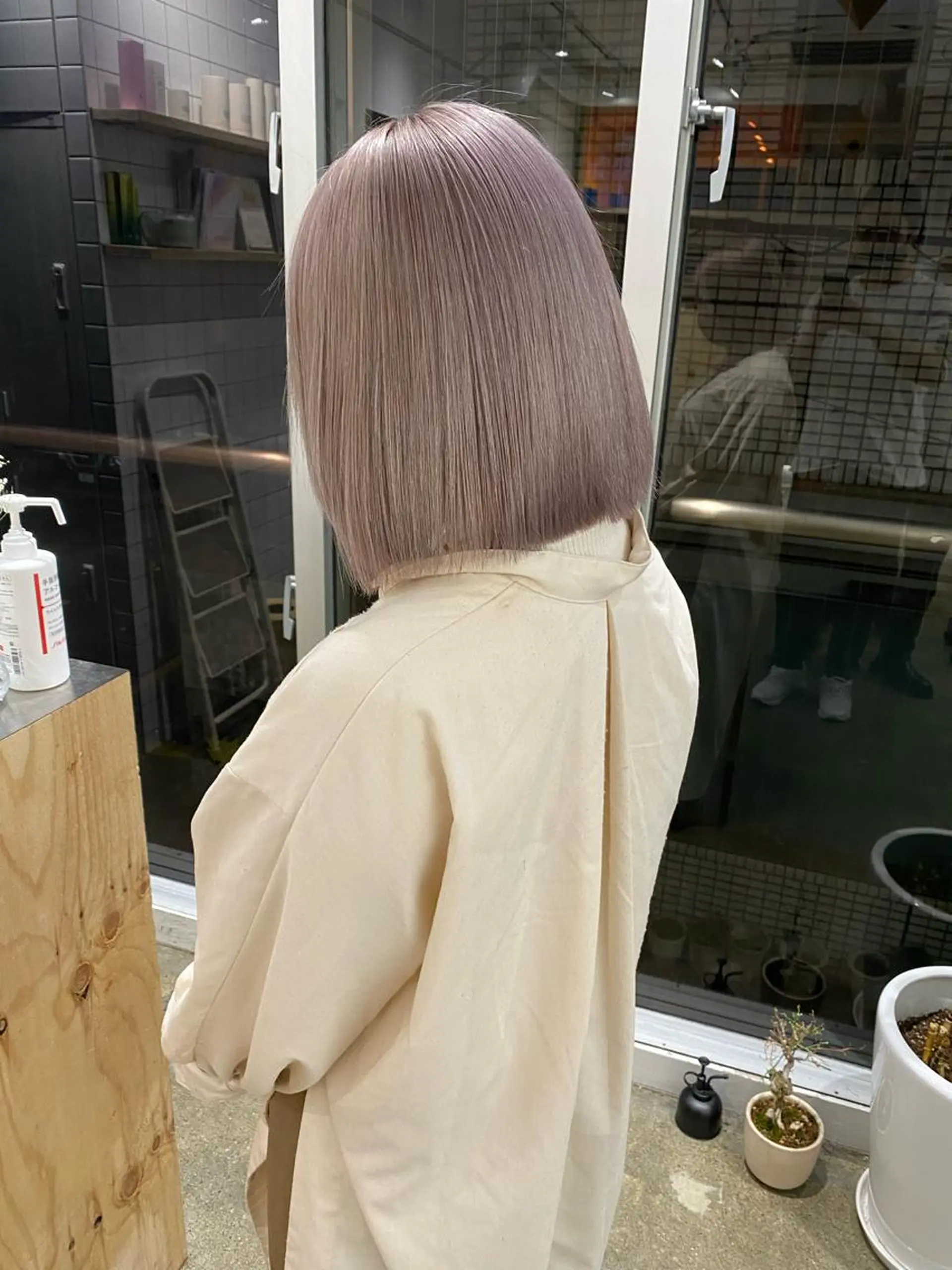 ショート カラー ブリーチ ヘアカラー 湯田実津希🤎 ﾐﾙｸﾃｨ専門のヘアスタイル