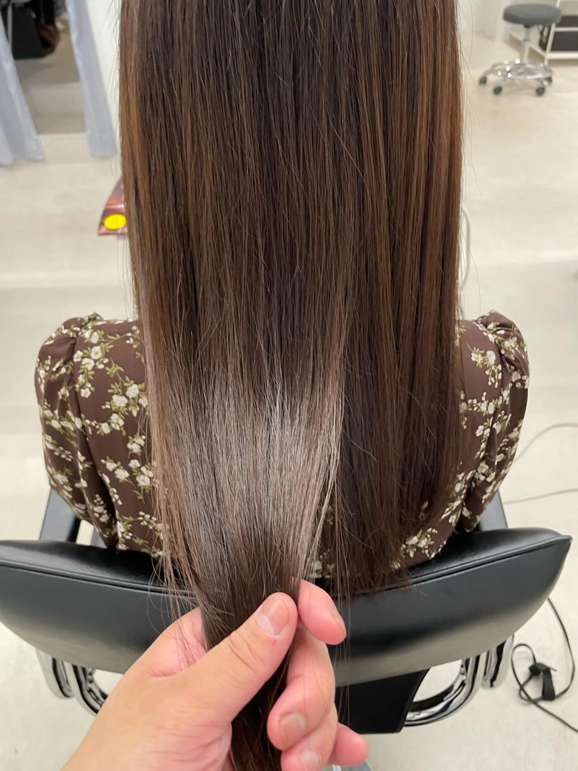 ロング カラー ヘアアレンジ カット ヘアカラー トリートメント リベルテ所属・♦️髪質改善韓国レイ ヤー♦️副店長のヘアスタイル