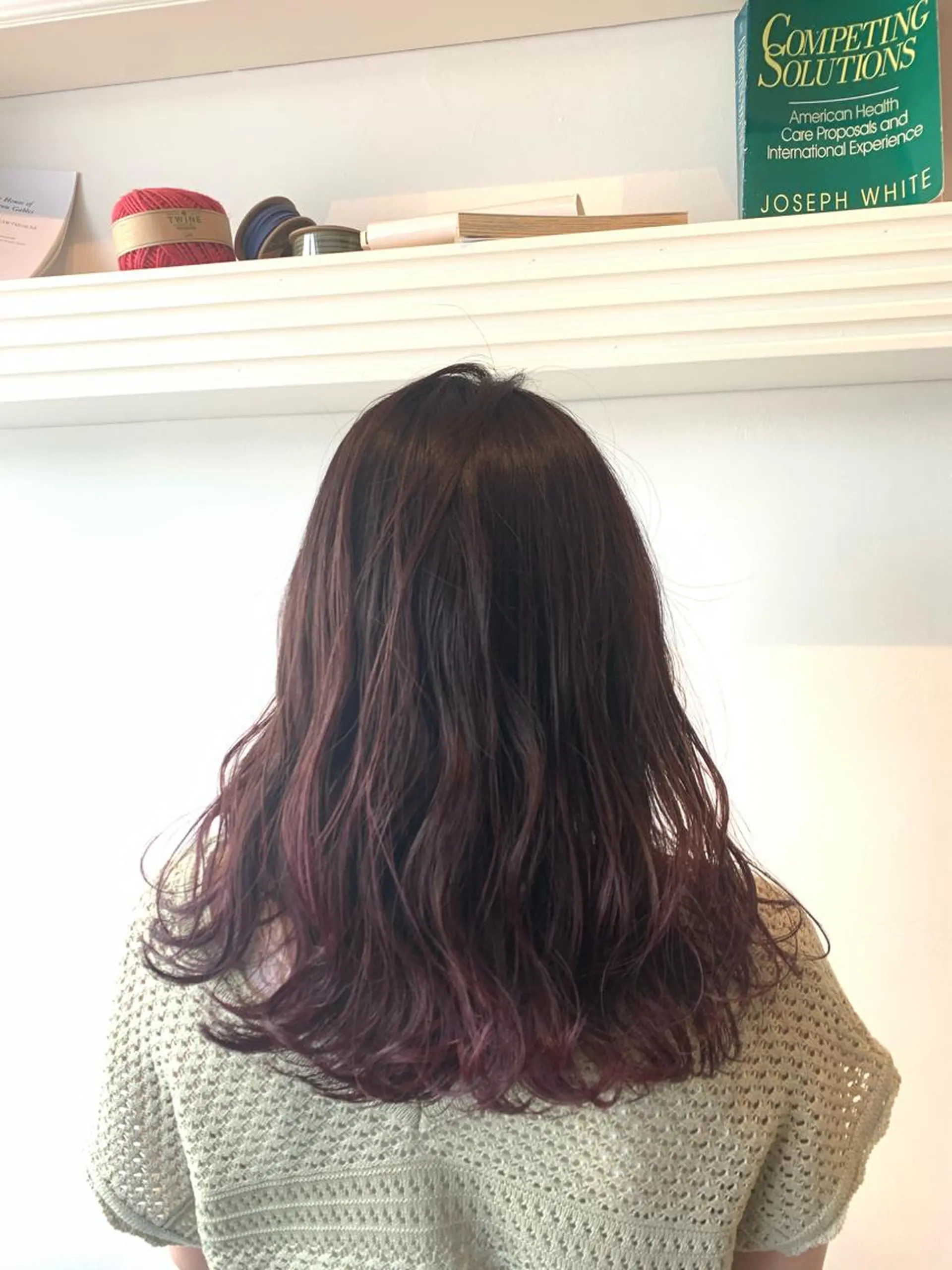 セミロング アッシュ ヘアカラー トリートメント ヘッドスパ ヘアセット 山口 竣也のヘアスタイル