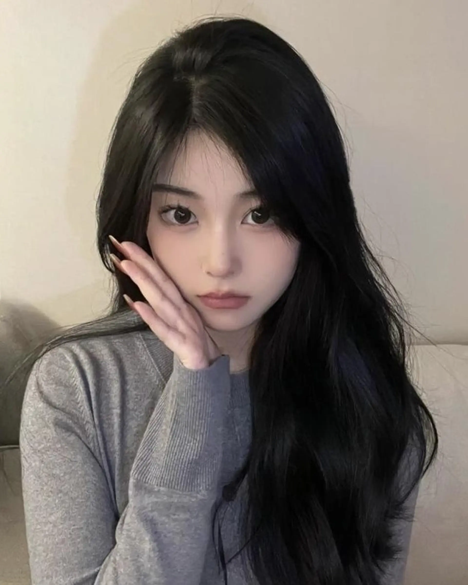 ロング カラー カット 韓国風🤍グレ ージュ🤍たくみのヘアスタイル