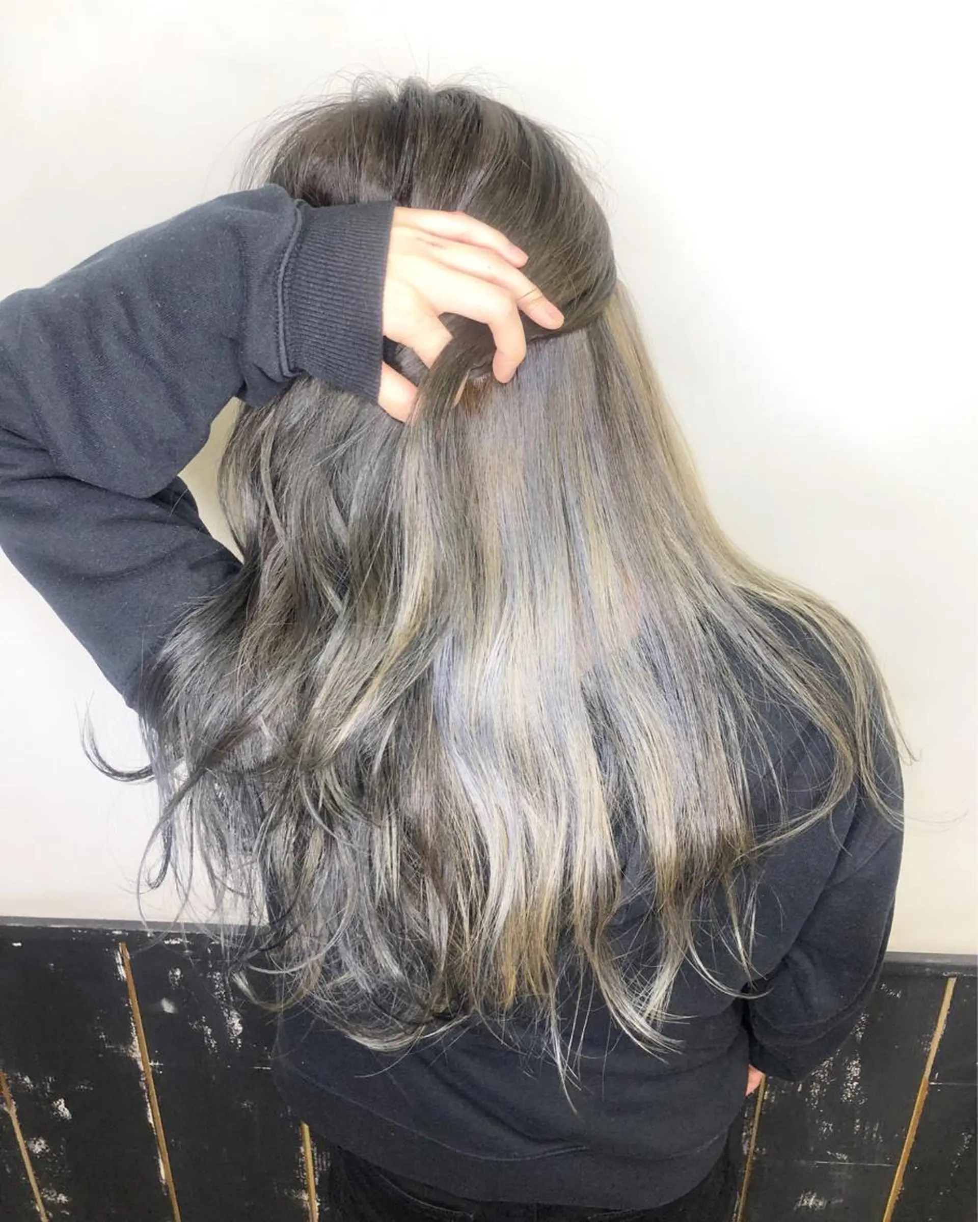 ロング カラー インナーカラー カット ヘアカラー トリートメント AUBE HAIRazul吉祥寺所属・髪質改善✨幹細胞✨ ウルツヤ🌈清水　祥のヘアスタイル