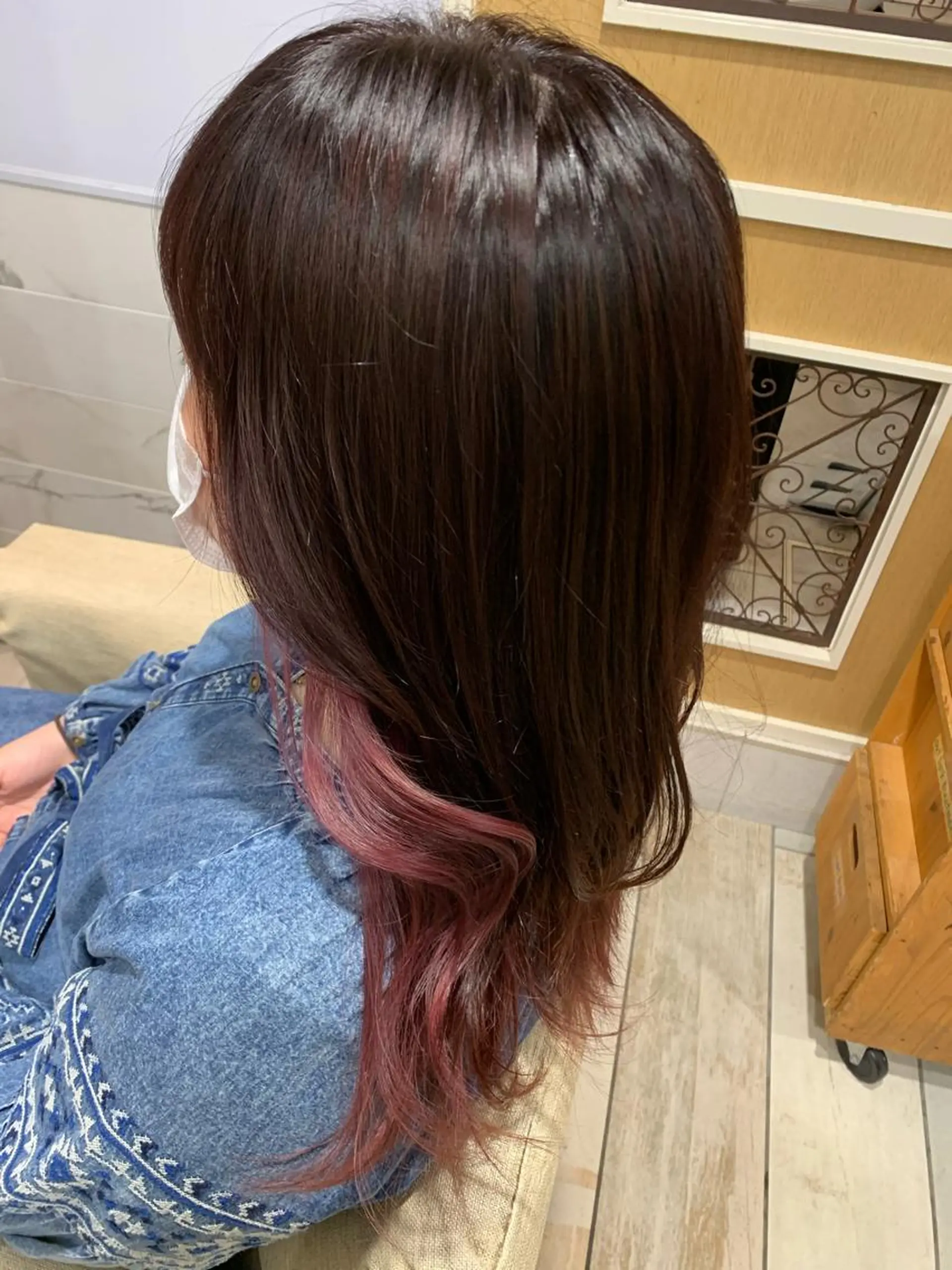 ロング カラー インナーカラー 勝野 優佳のヘアスタイル