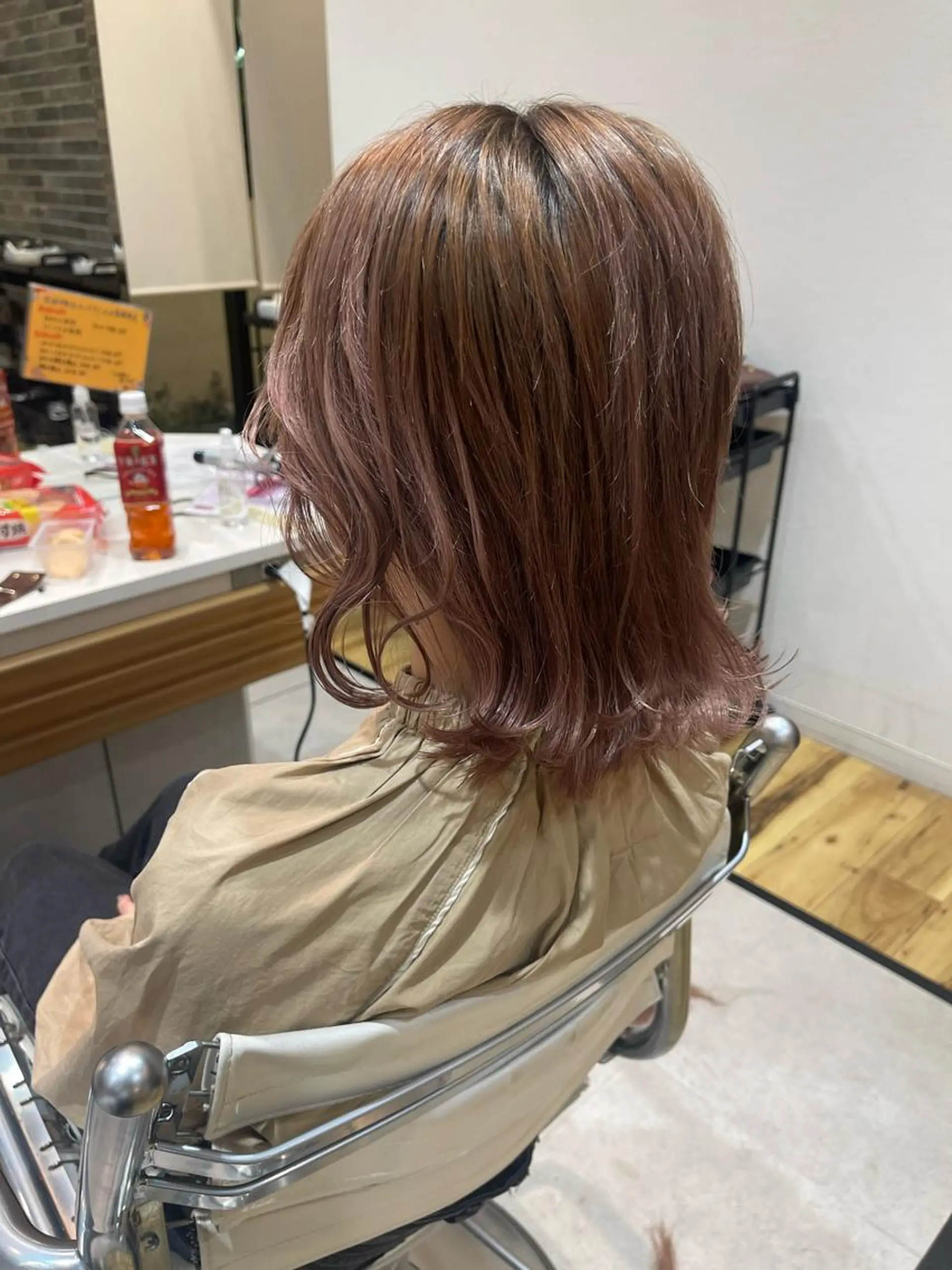 ミディアム ヘアカラー enn.bleach by t.a.g所属・碇山 楓己のヘアスタイル