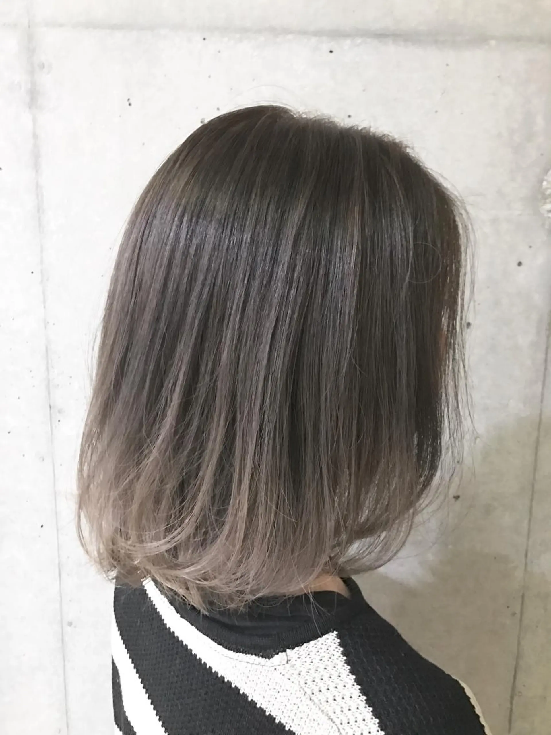 セミロング カラー グラデーションカラー 北千住でカラーNo1 高橋優輔のヘアスタイル