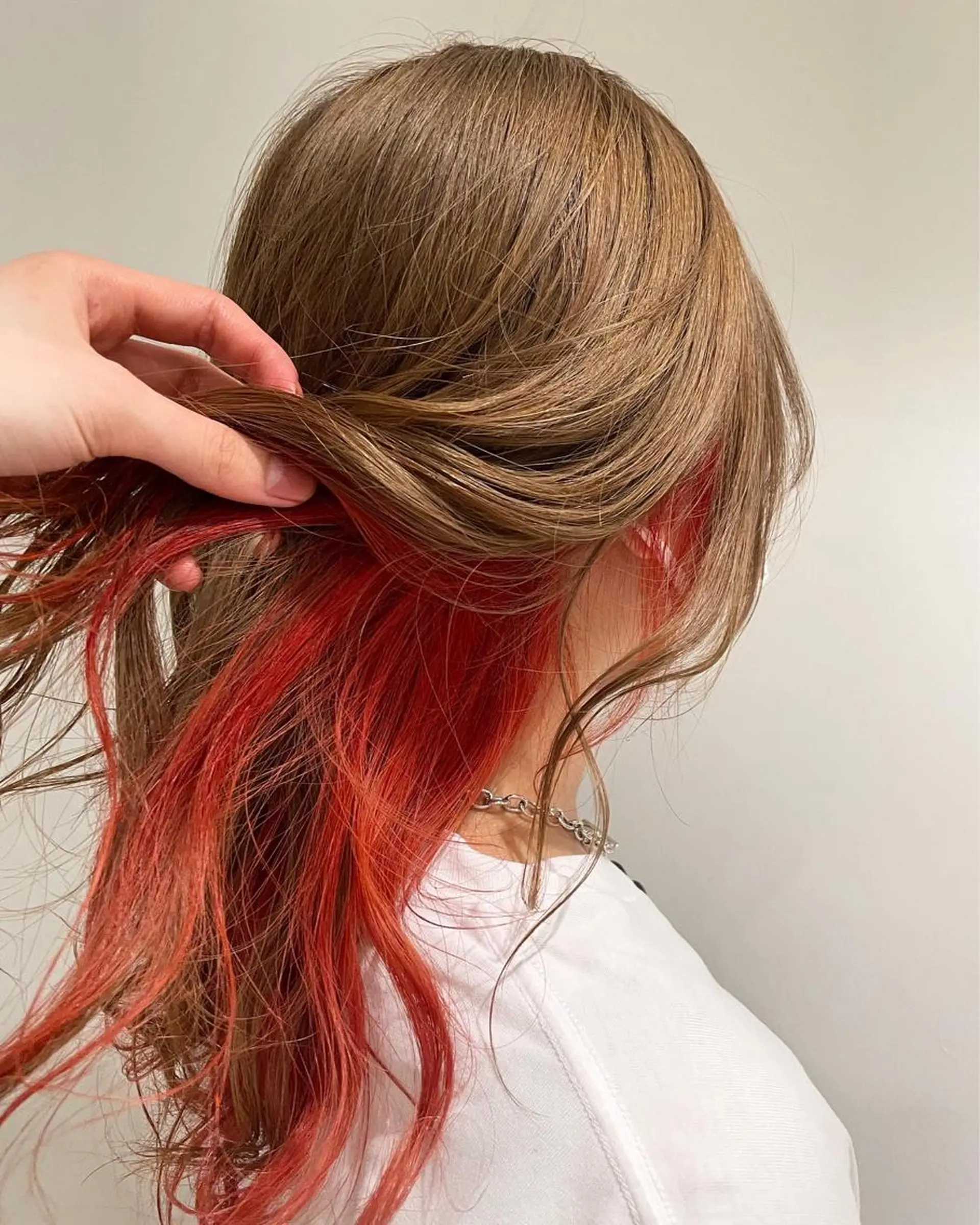 セミロング カラー ブリーチ ケアブリーチ ダブルカラー オノ テンタのヘアスタイル