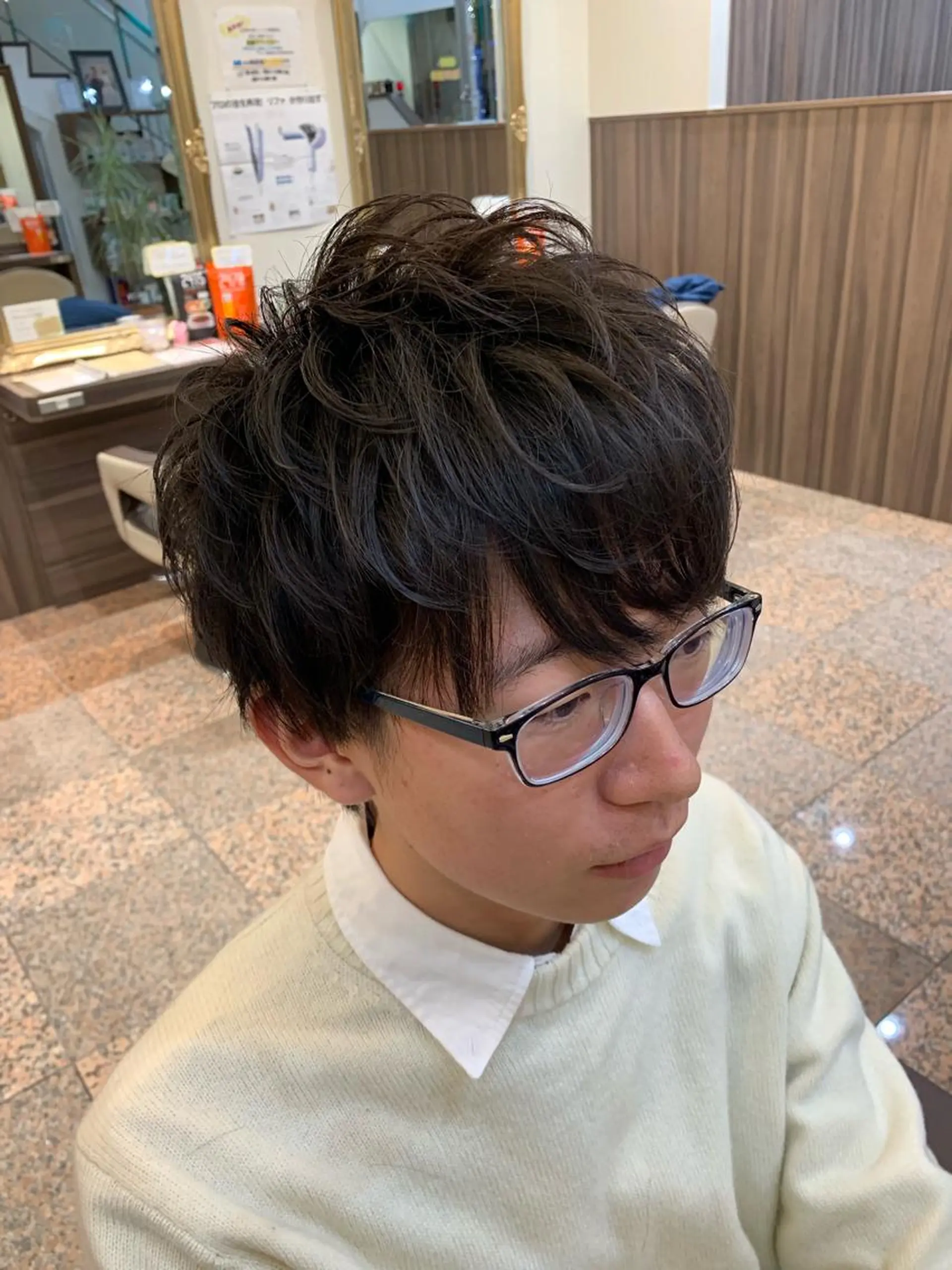 ショート パーマ メンズ メンズパーマ IwAsh中山所属・✂︎中山ブリーチ・ パーマ✂︎露木智也のヘアスタイル