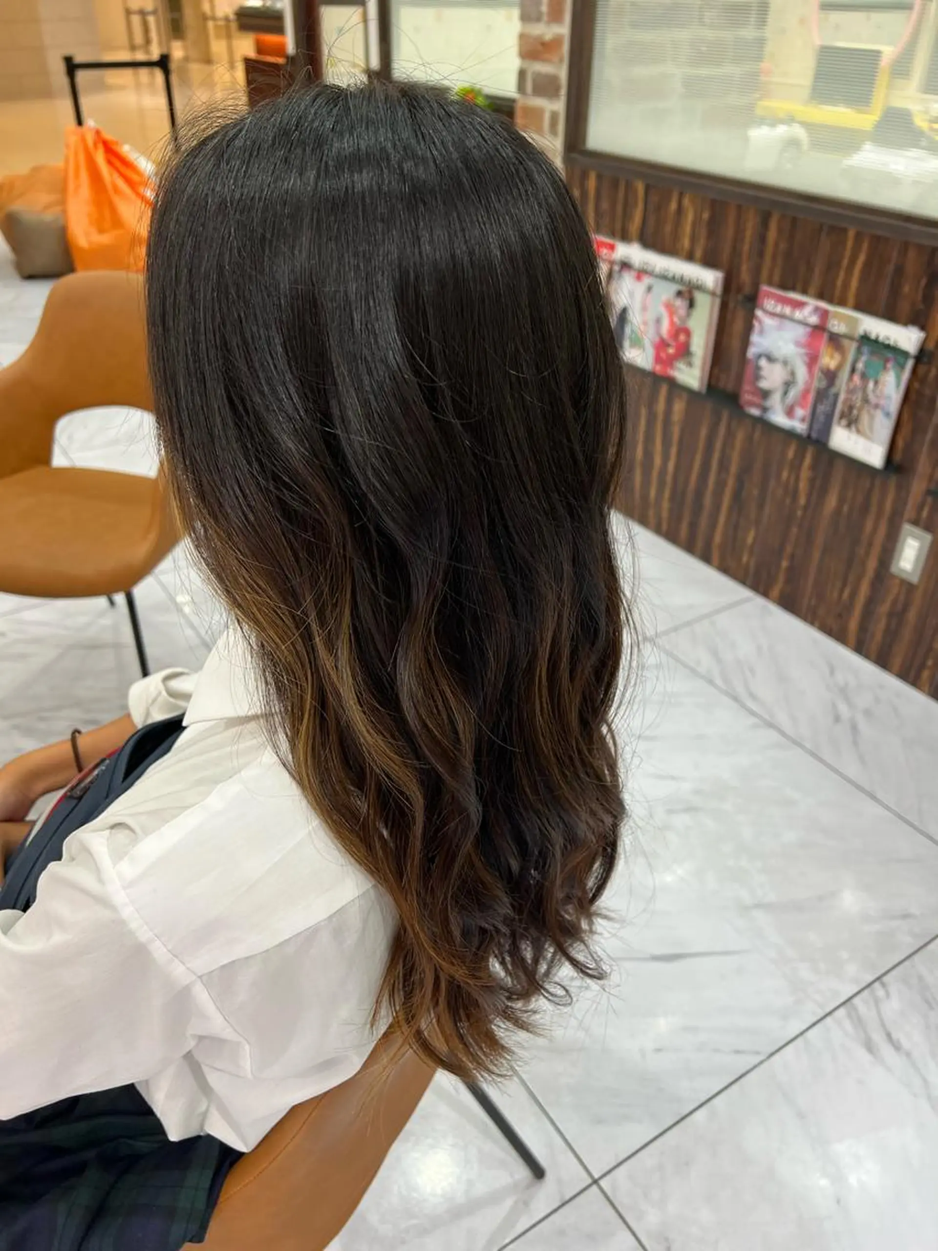 ロング あんどう ゆうかのヘアスタイル