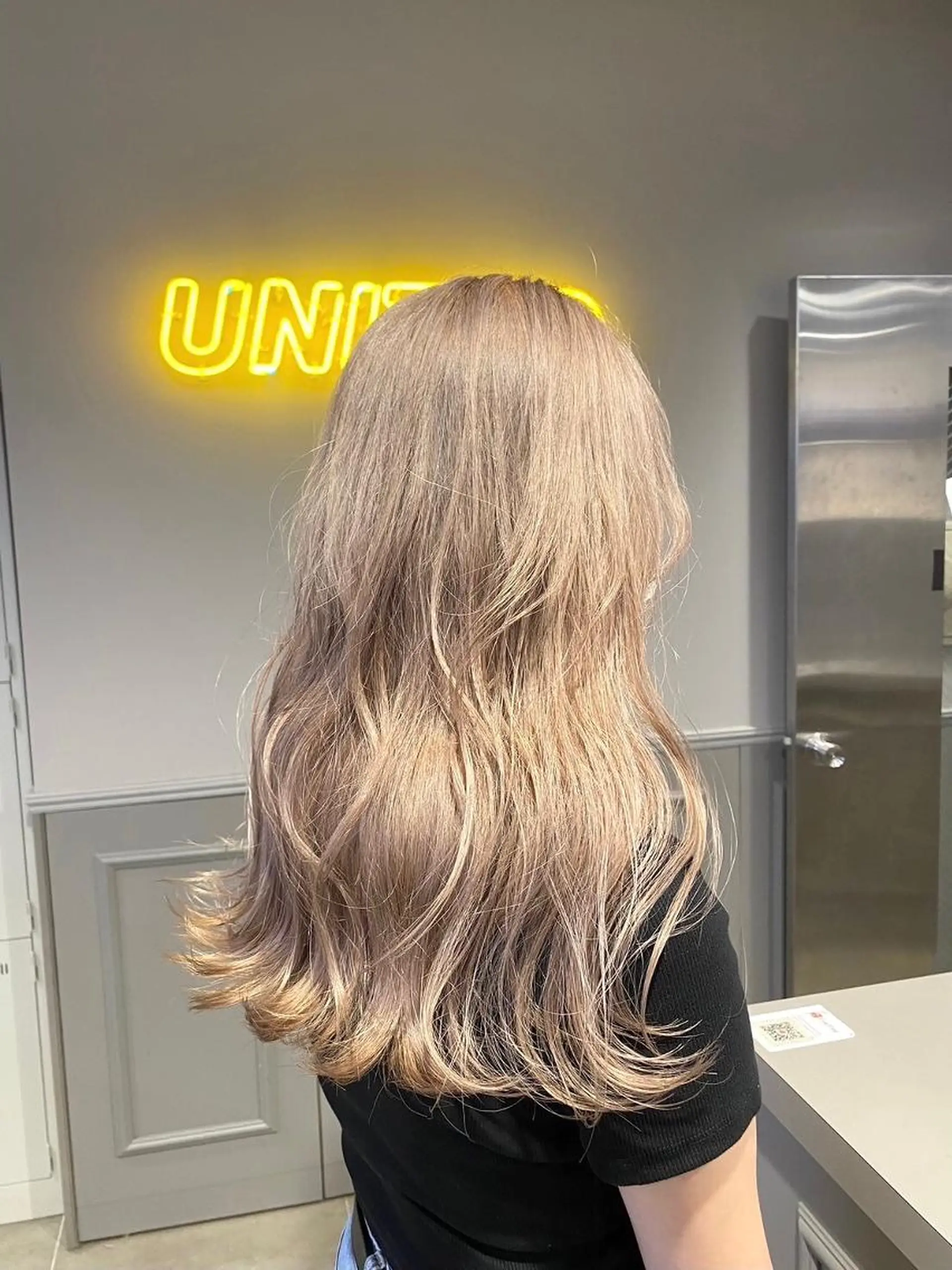 カラー ヘアカラー トリートメント ヘッドスパ ヘアセット SHE🇰🇷韓国風 くびれヘア🇰🇷のヘアスタイル