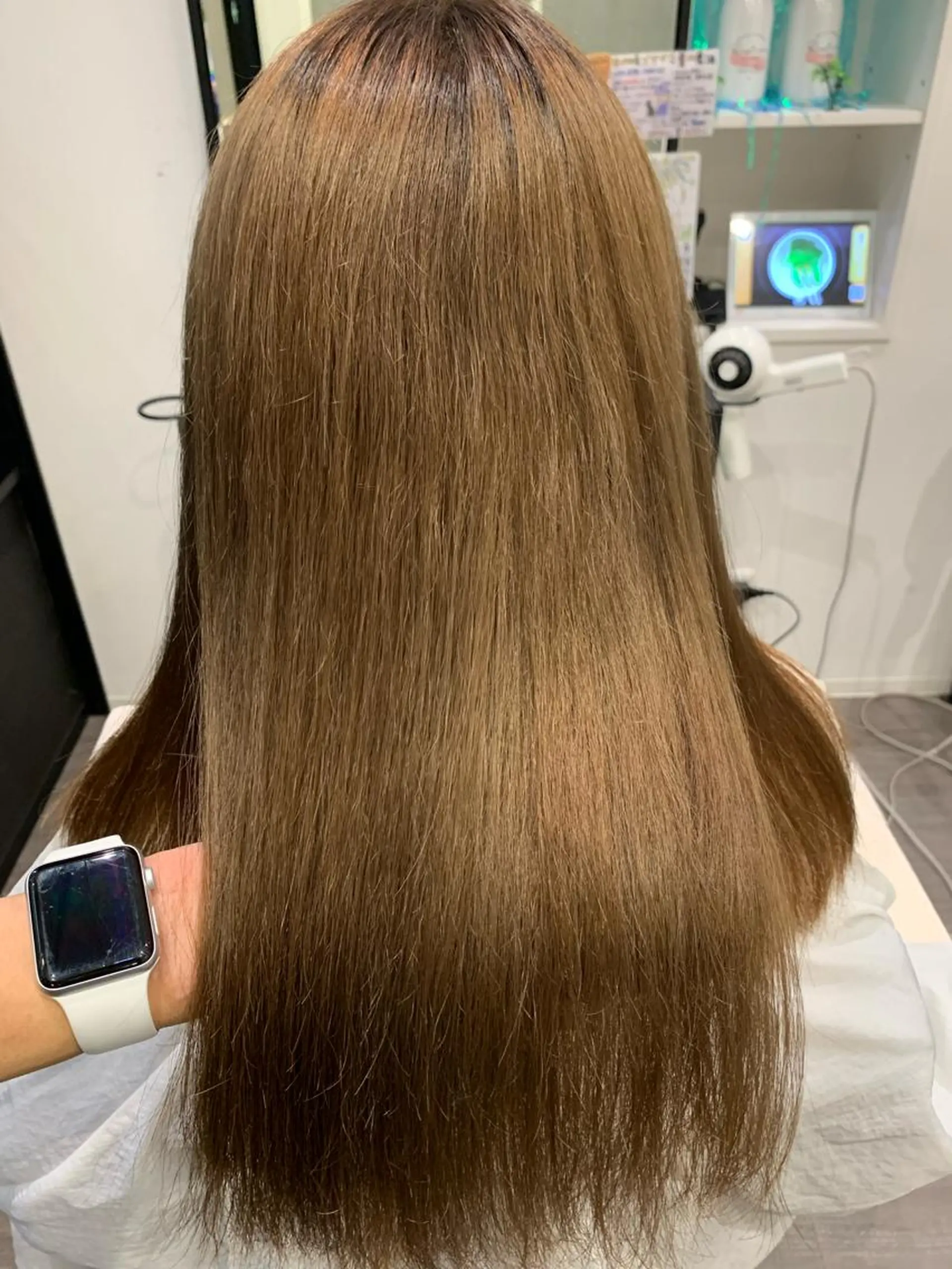 ミディアム 【酸性ストレート】 宮下和明のヘアスタイル