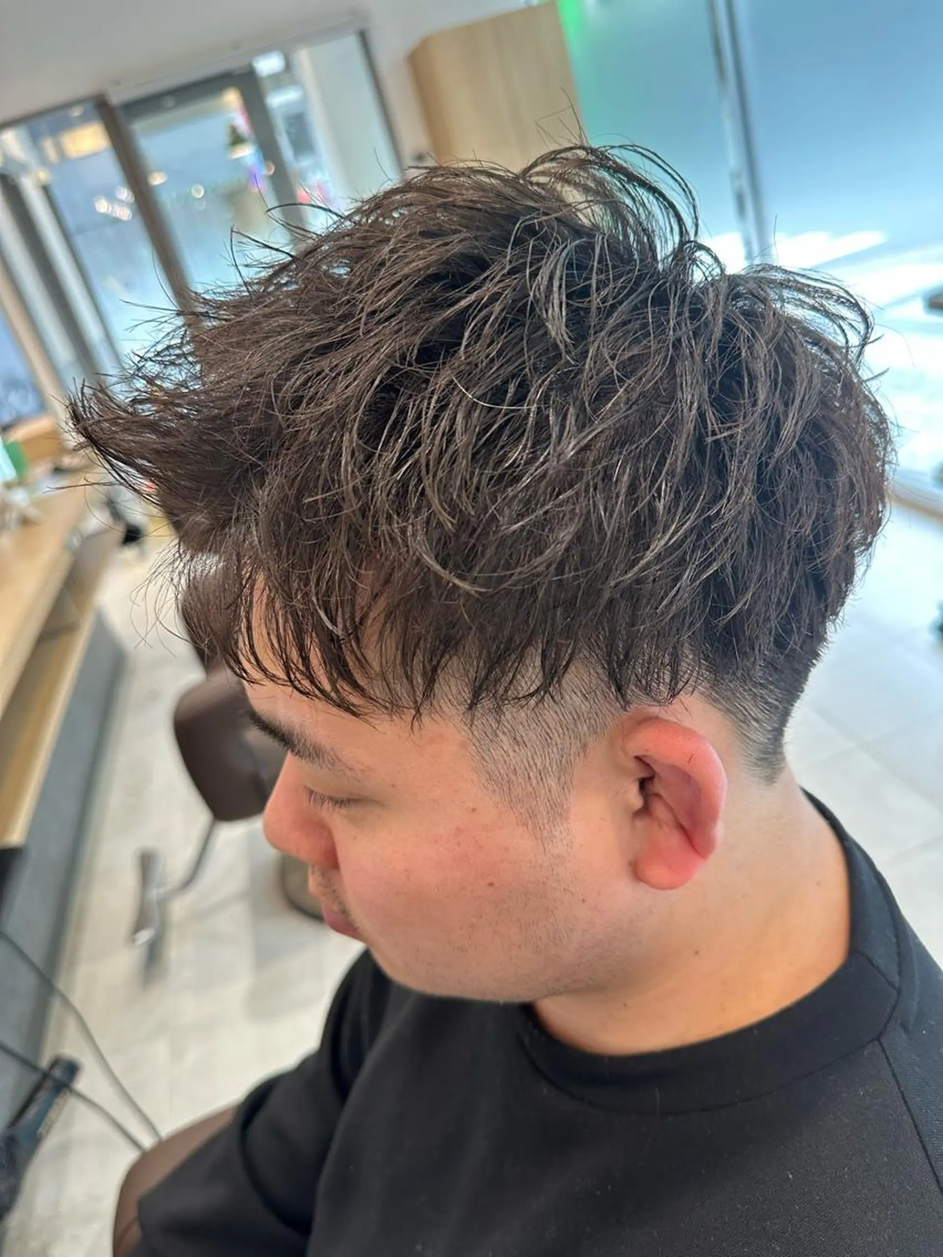 ショート パーマ メンズ フェードカット メンズパーマ 波巻きパーマ スパイラルパーマ 💈メンズ特化 美容師サキ💈のヘアスタイル