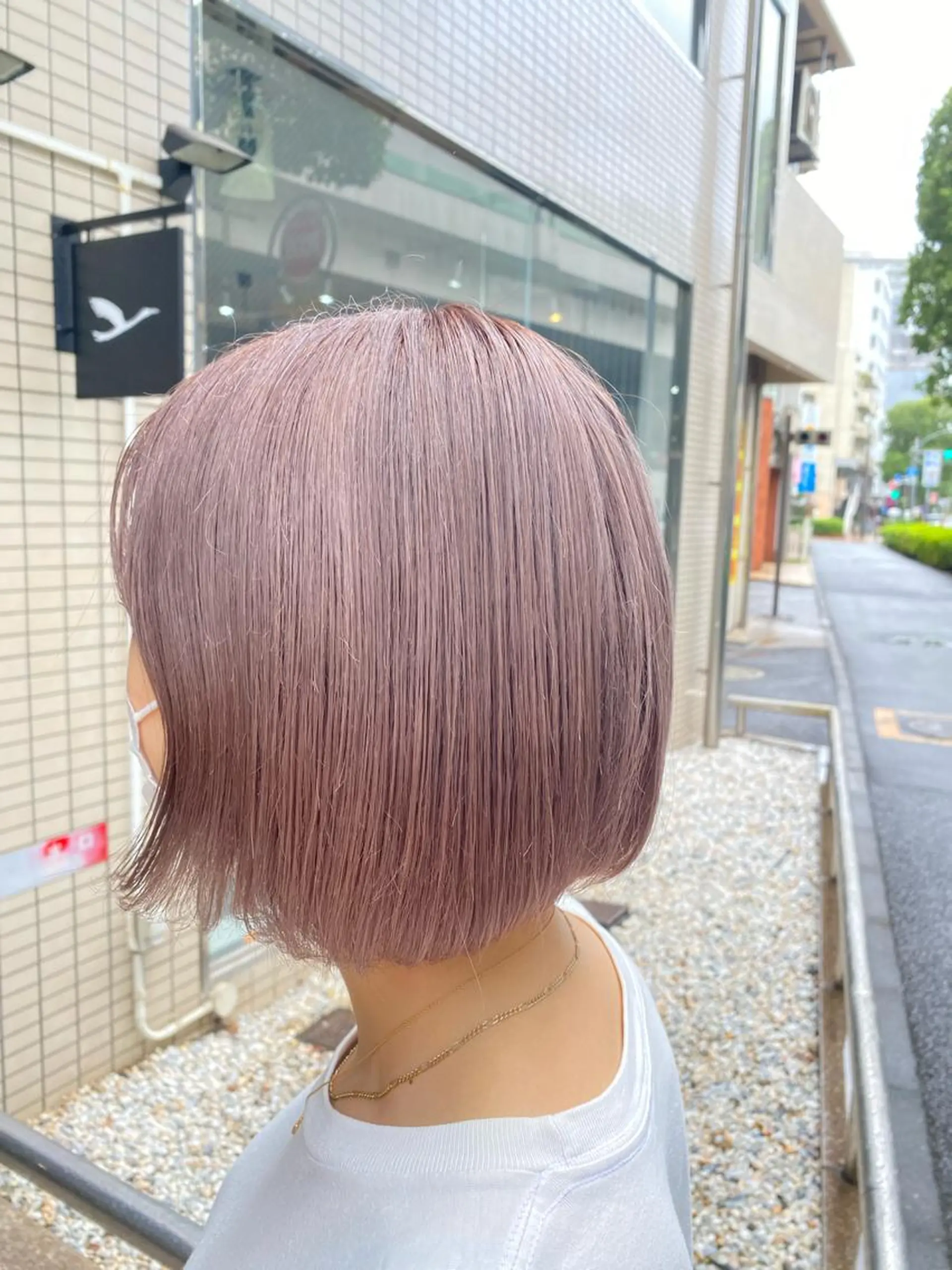 ミディアム ENO ✨ハイトーン✨のヘアスタイル