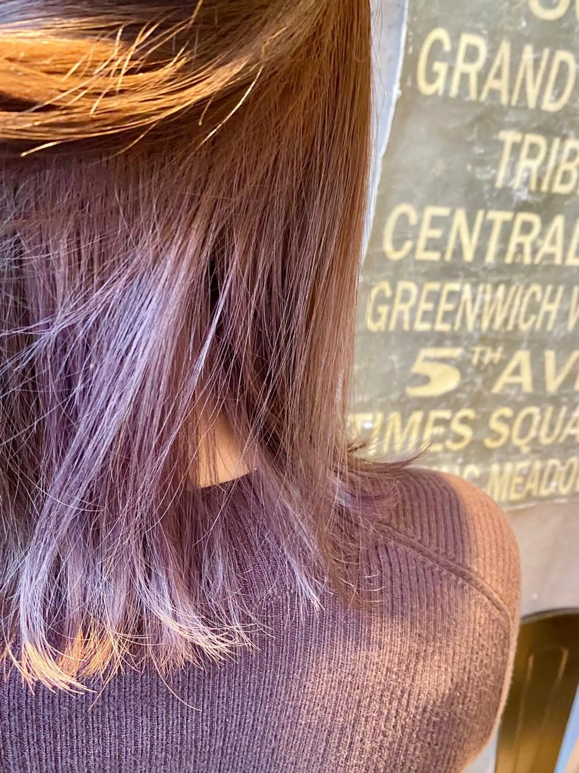 ミディアム ラベンダーベージュ 外ハネヘア KEN KENのヘアスタイル