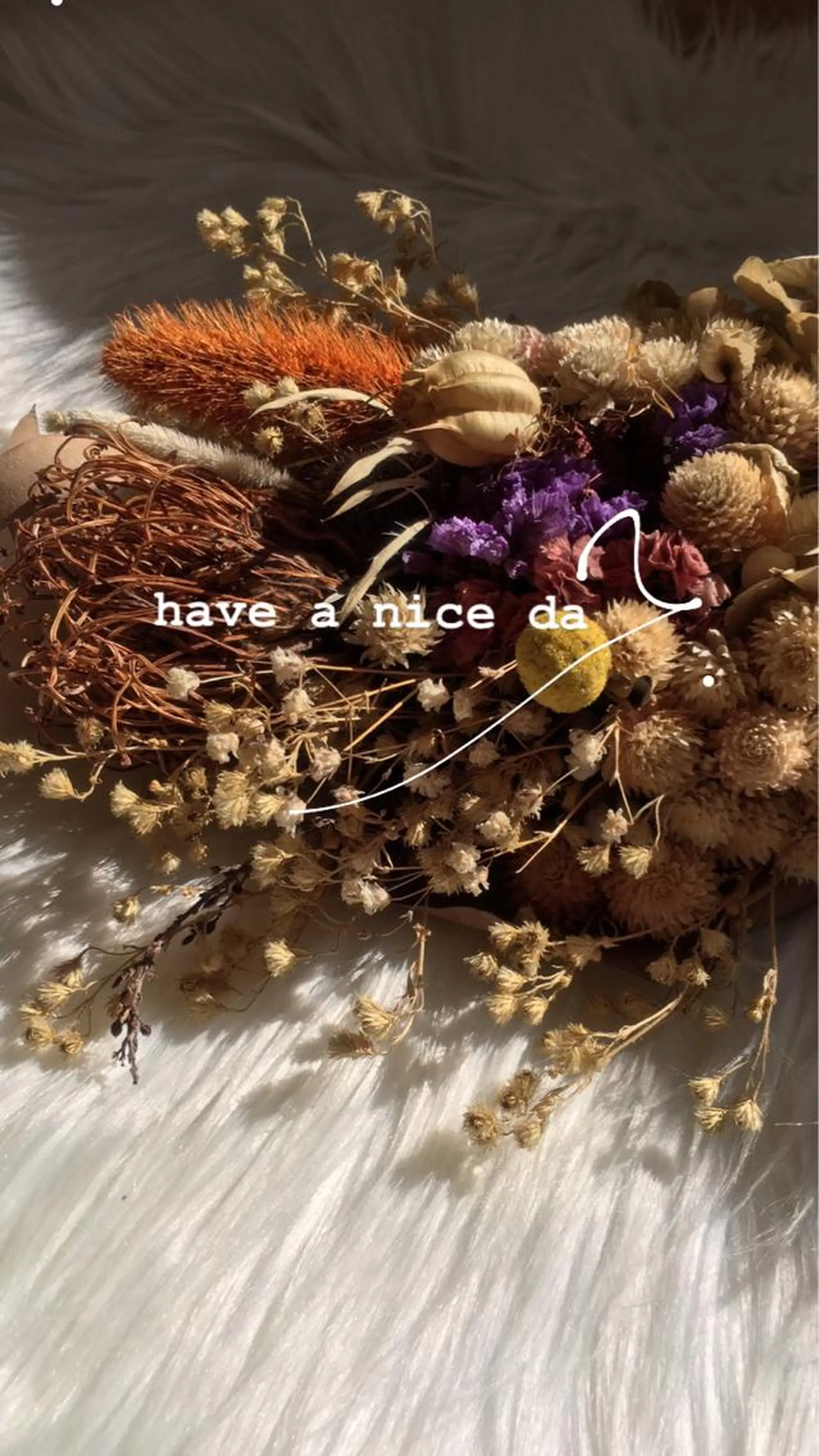 C'mere nailsのネイルデザイン