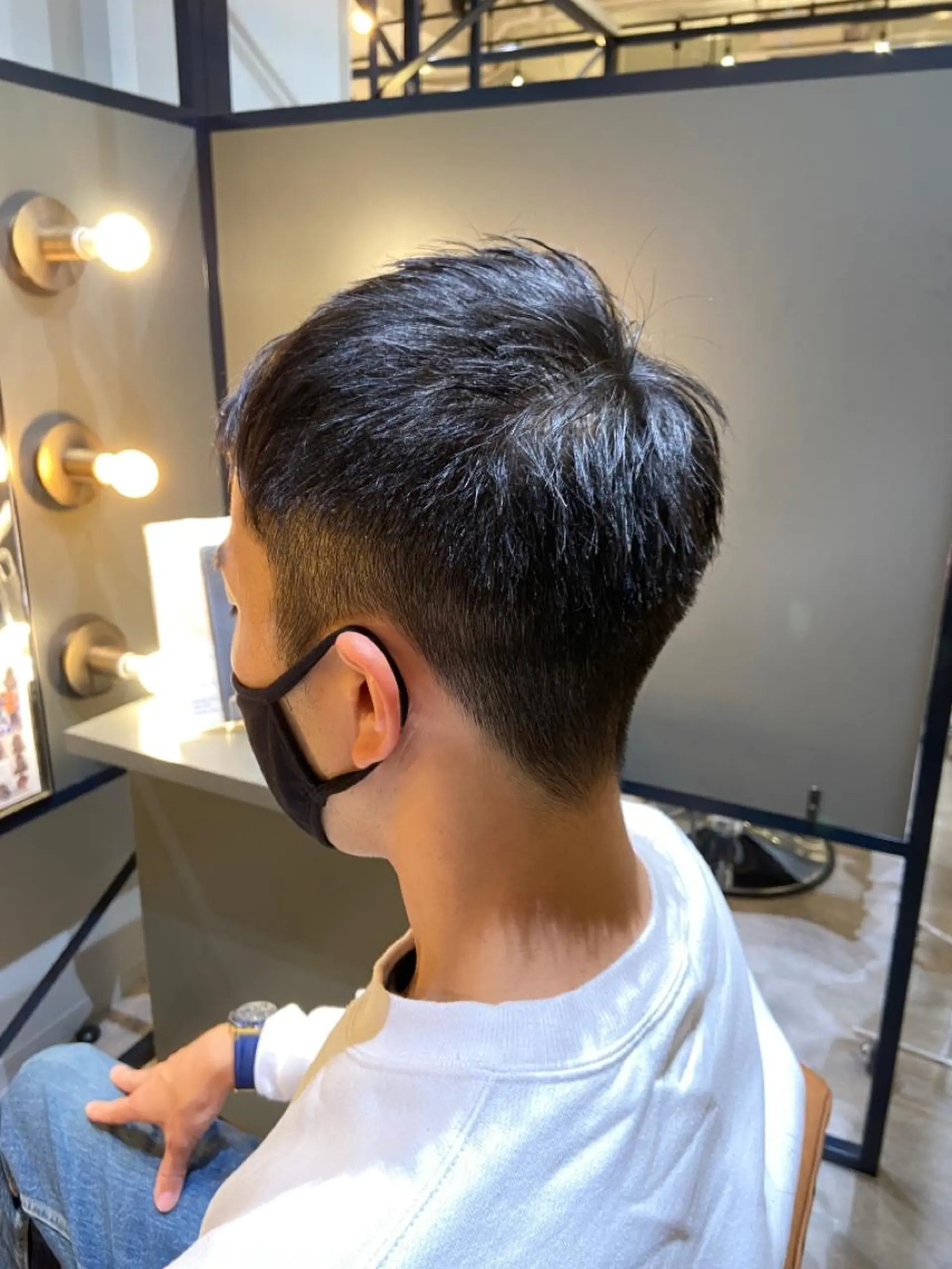 メンズ ノイシキ サキのヘアスタイル
