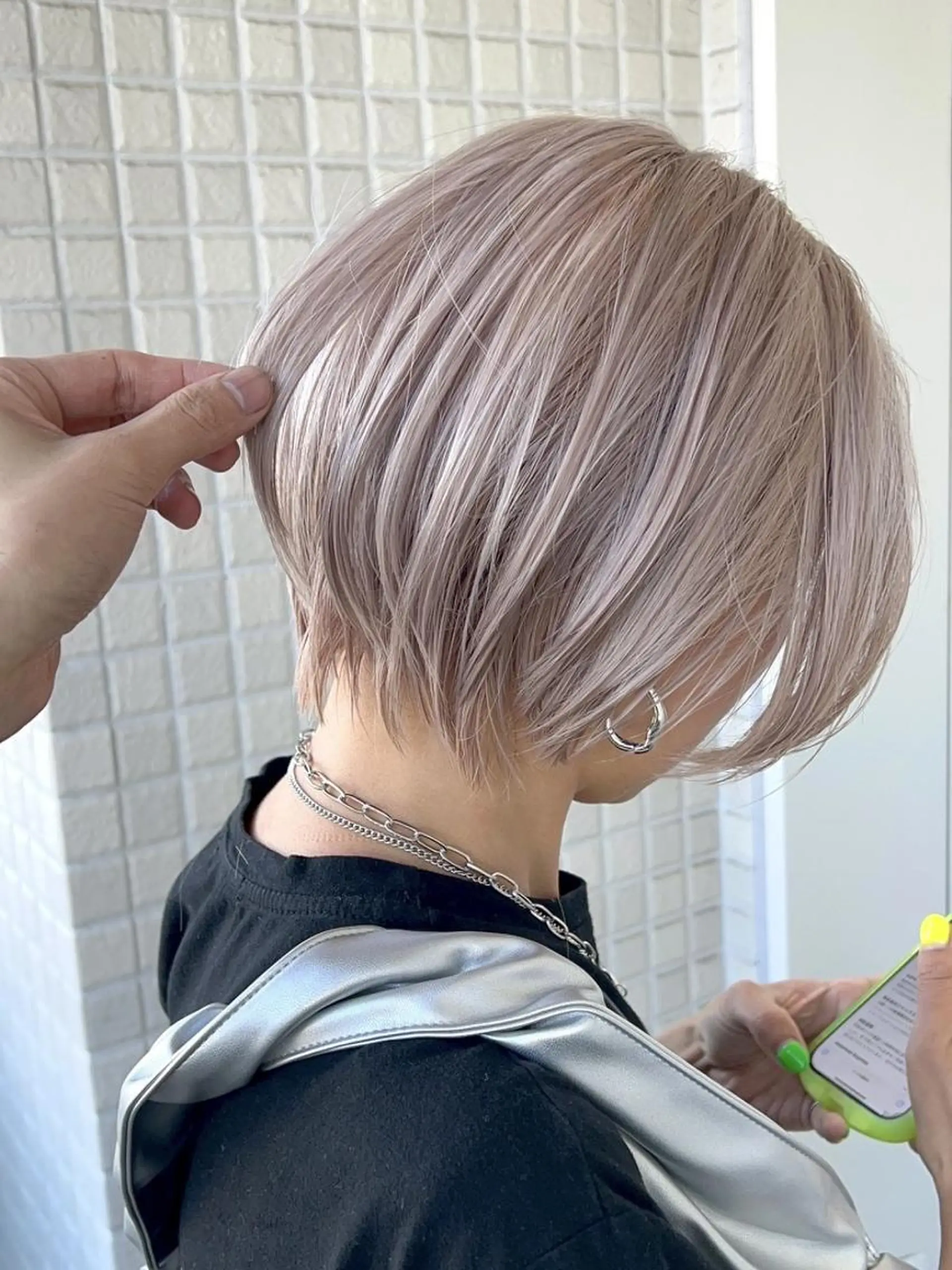 ショート カラー ブリーチ ダブルカラー ✨【公式】 juhl.横浜✨のヘアスタイル