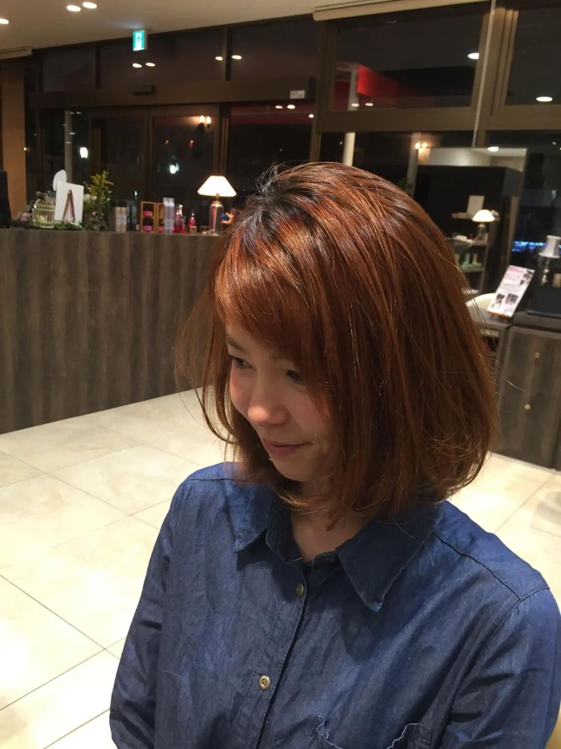 ミディアム カラー パーマ ミディアムパーマ デジタルパーマ 駒田 拳児のヘアスタイル