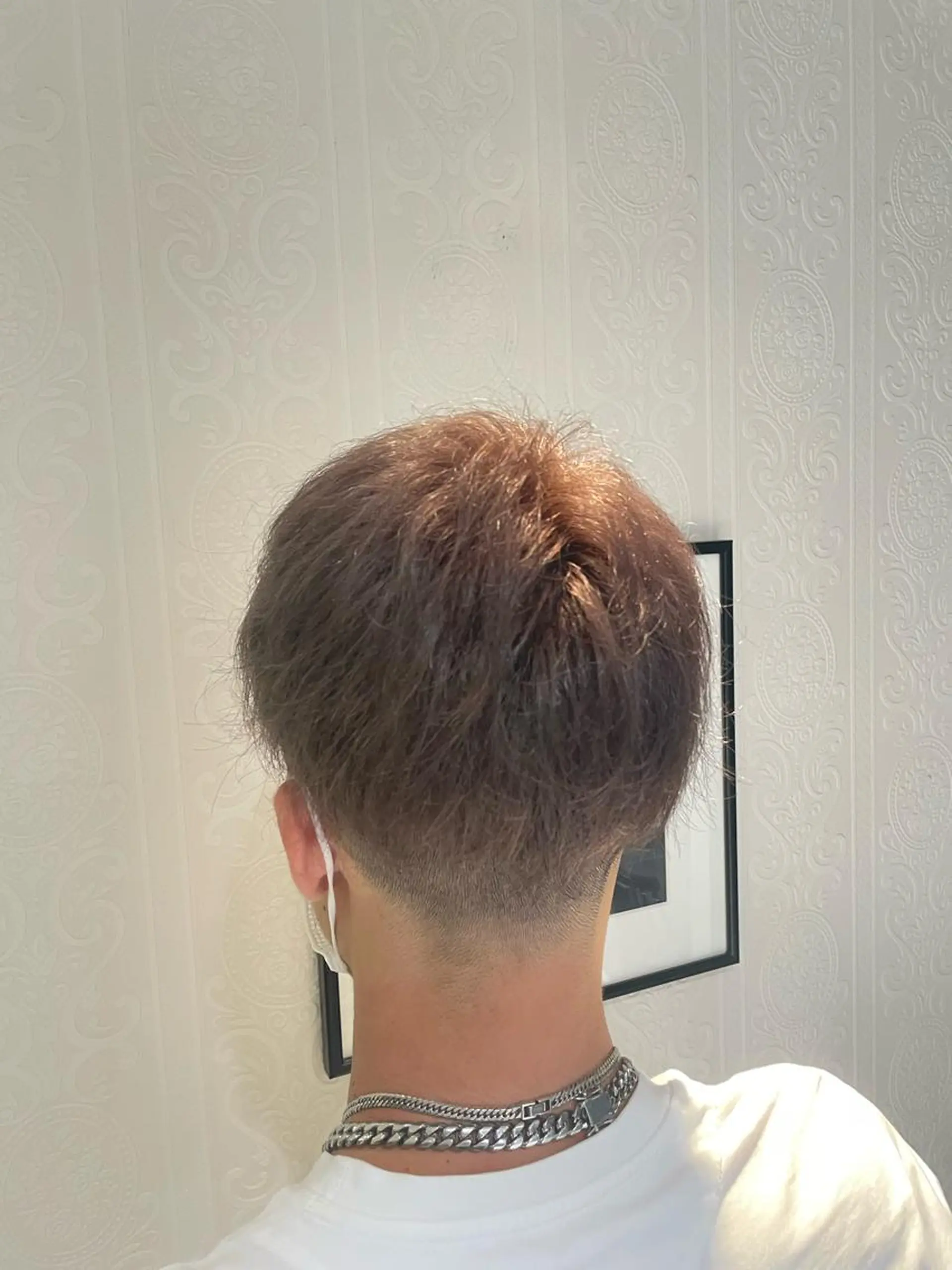 ショート カラー メンズ 大野 輝のヘアスタイル