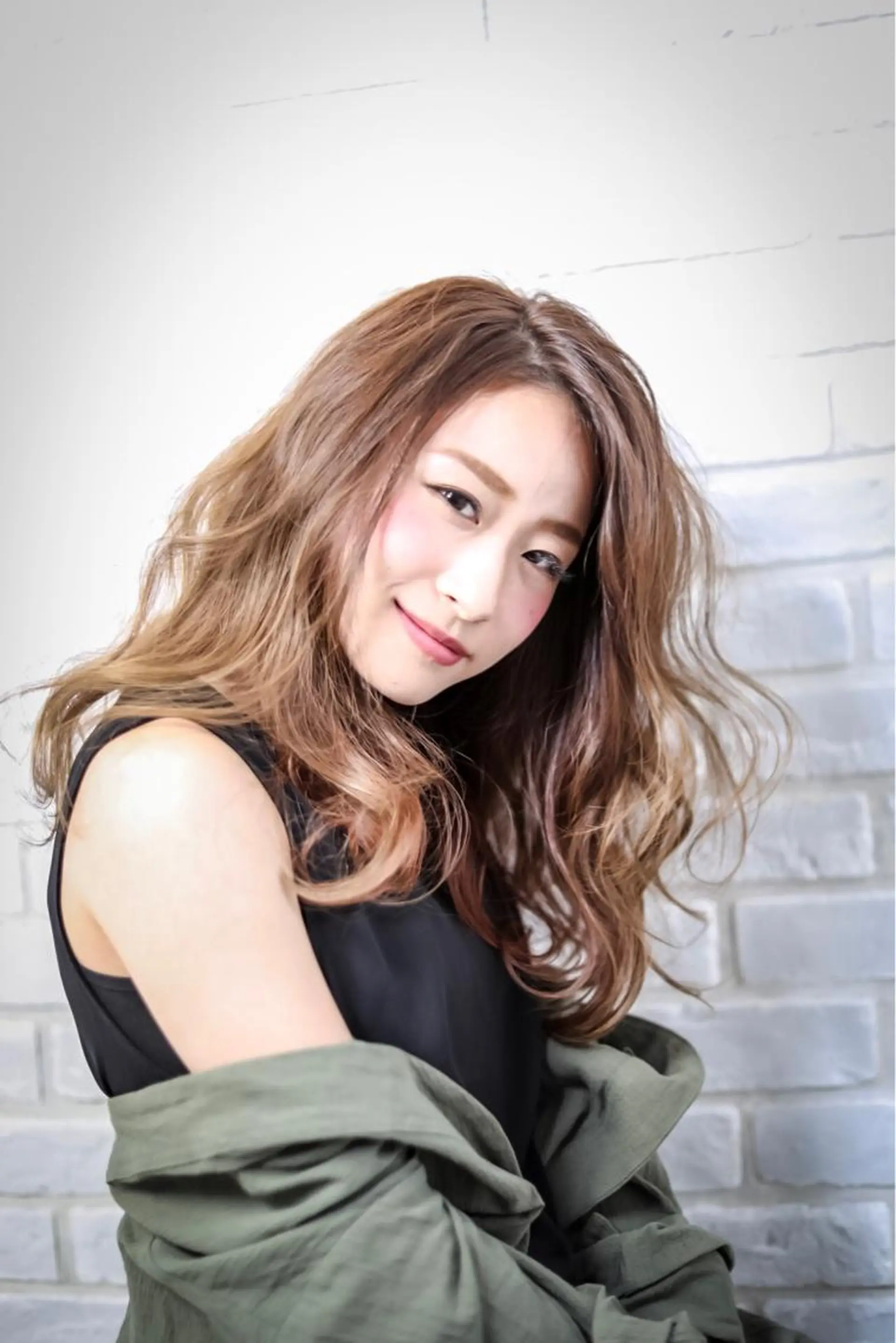 ロング 小野 かなこのヘアスタイル