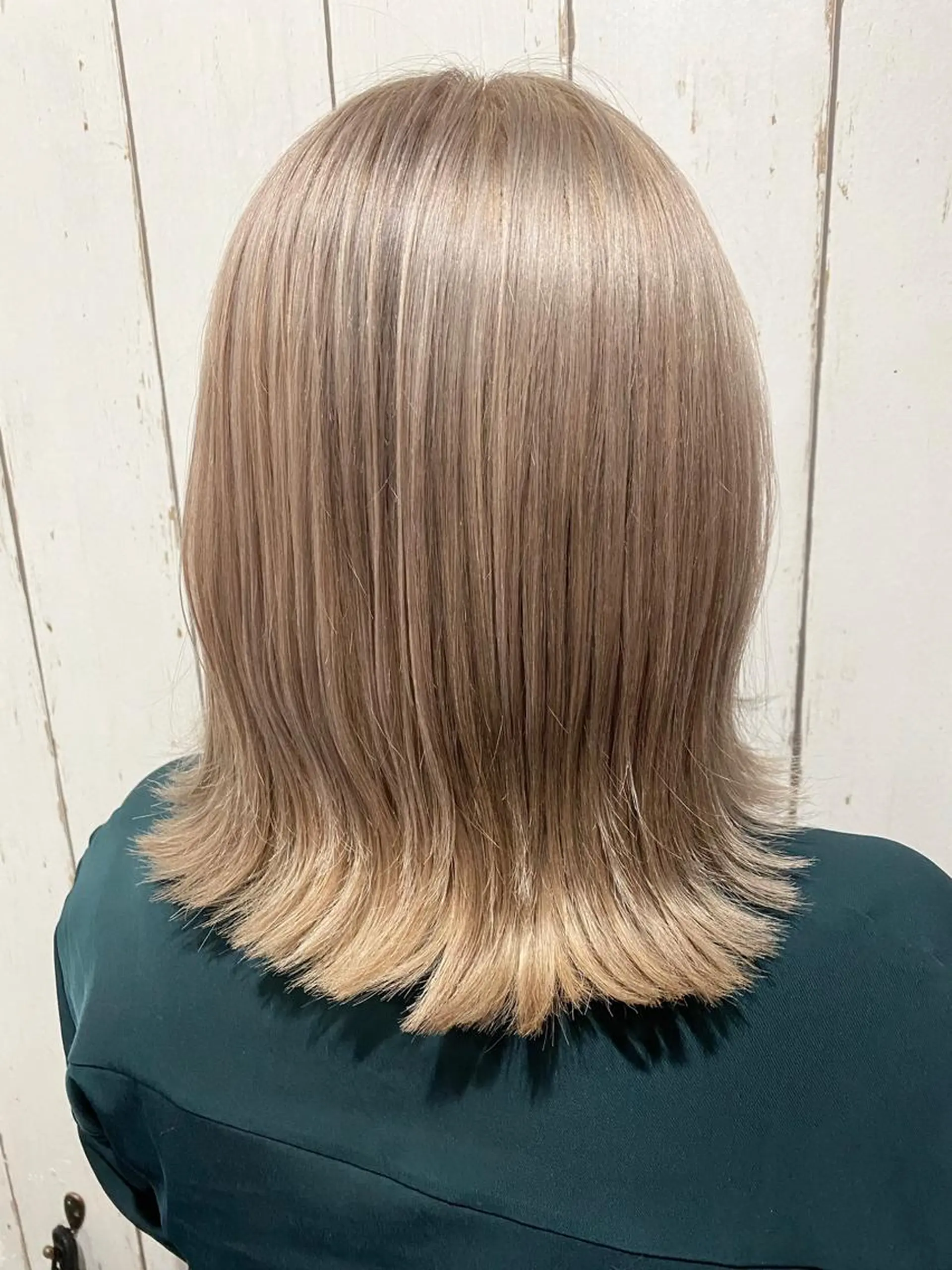 ミディアム カラー パーマ ヘアアレンジ アッシュ バレイヤージュ ベージュカラー ブリーチ 透明感カラー RecheRche【池袋】所属・👑指名率No.1 👑坂口飛翔のヘアスタイル