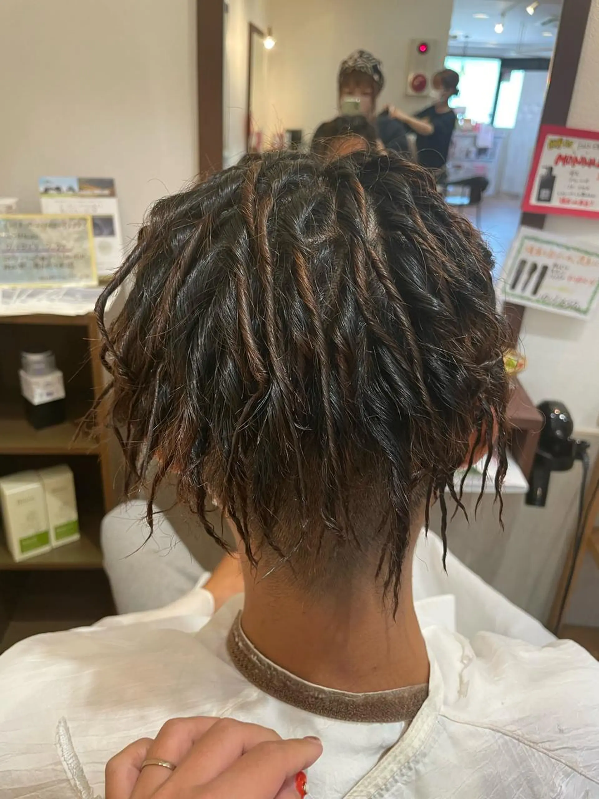 パーマ molla所属・やまもと あきこのヘアスタイル