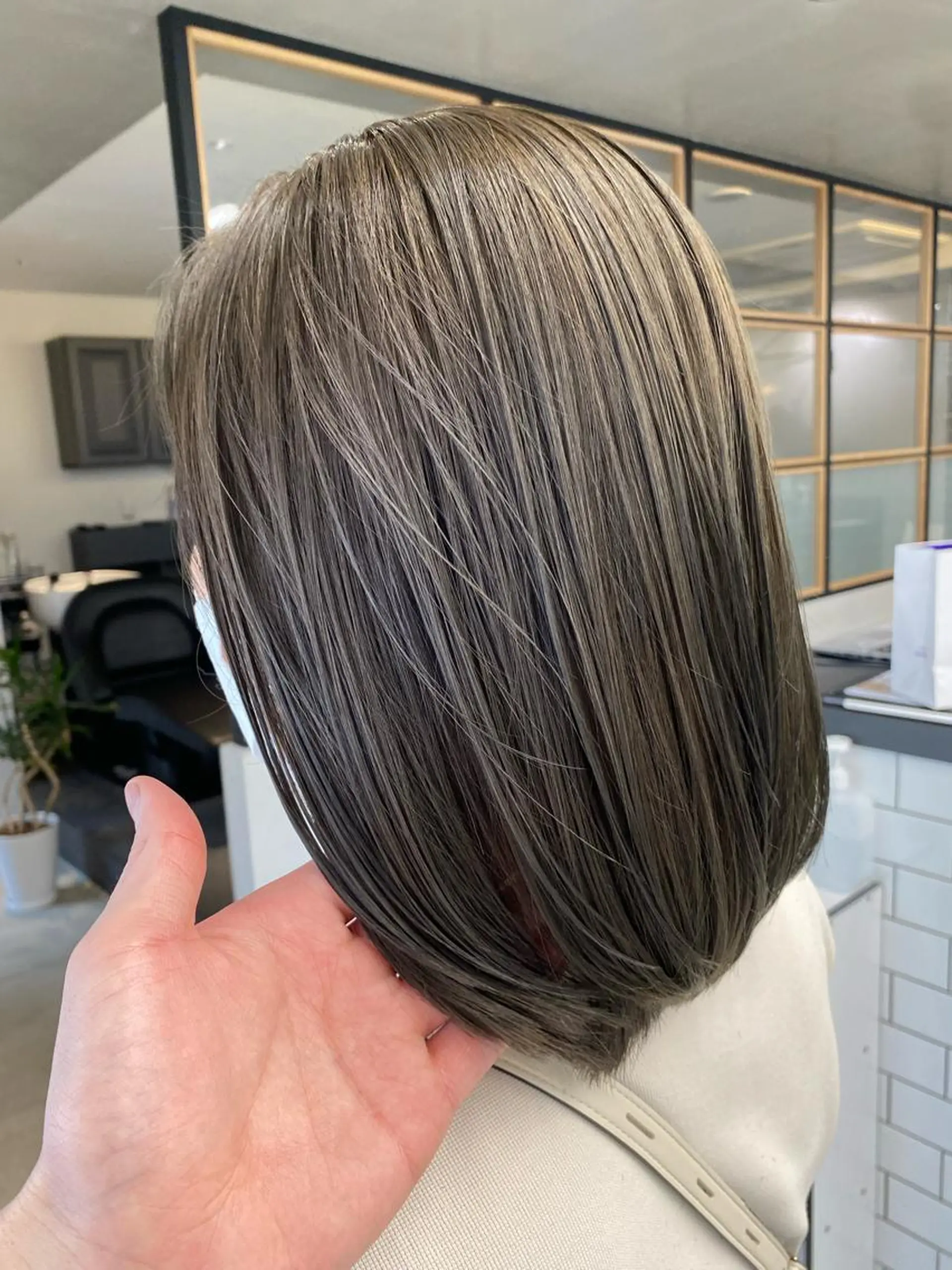 ミディアム カラー 縮毛矯正 ✨大人韓国レイヤー ✨吉原 潤✨のヘアスタイル