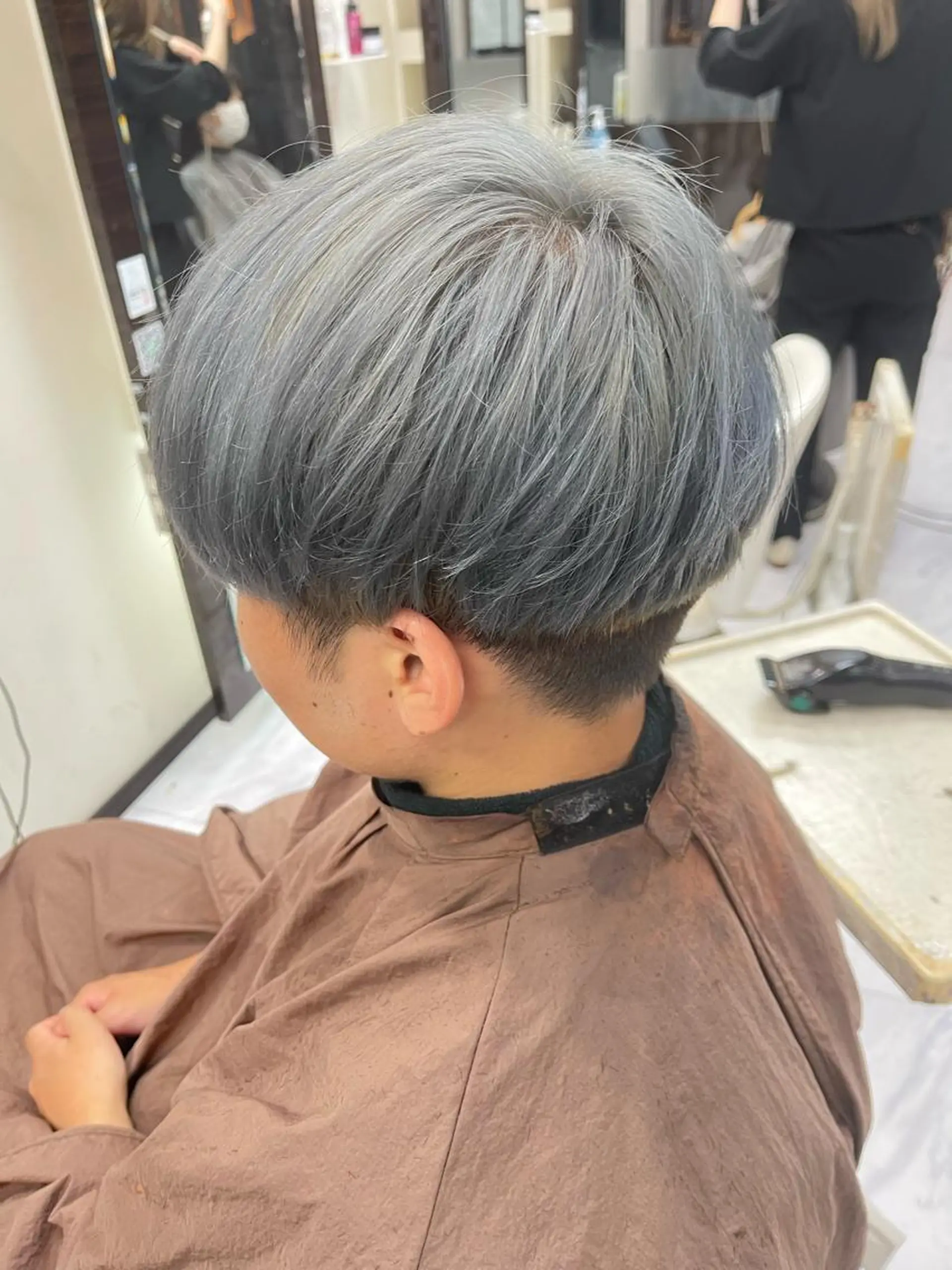 ショート カラー メンズ メンズブリーチ ブリーチ グラデーションカラー ヘアカラー トリートメント ❄️メンズカット 落合諒❄️のヘアスタイル