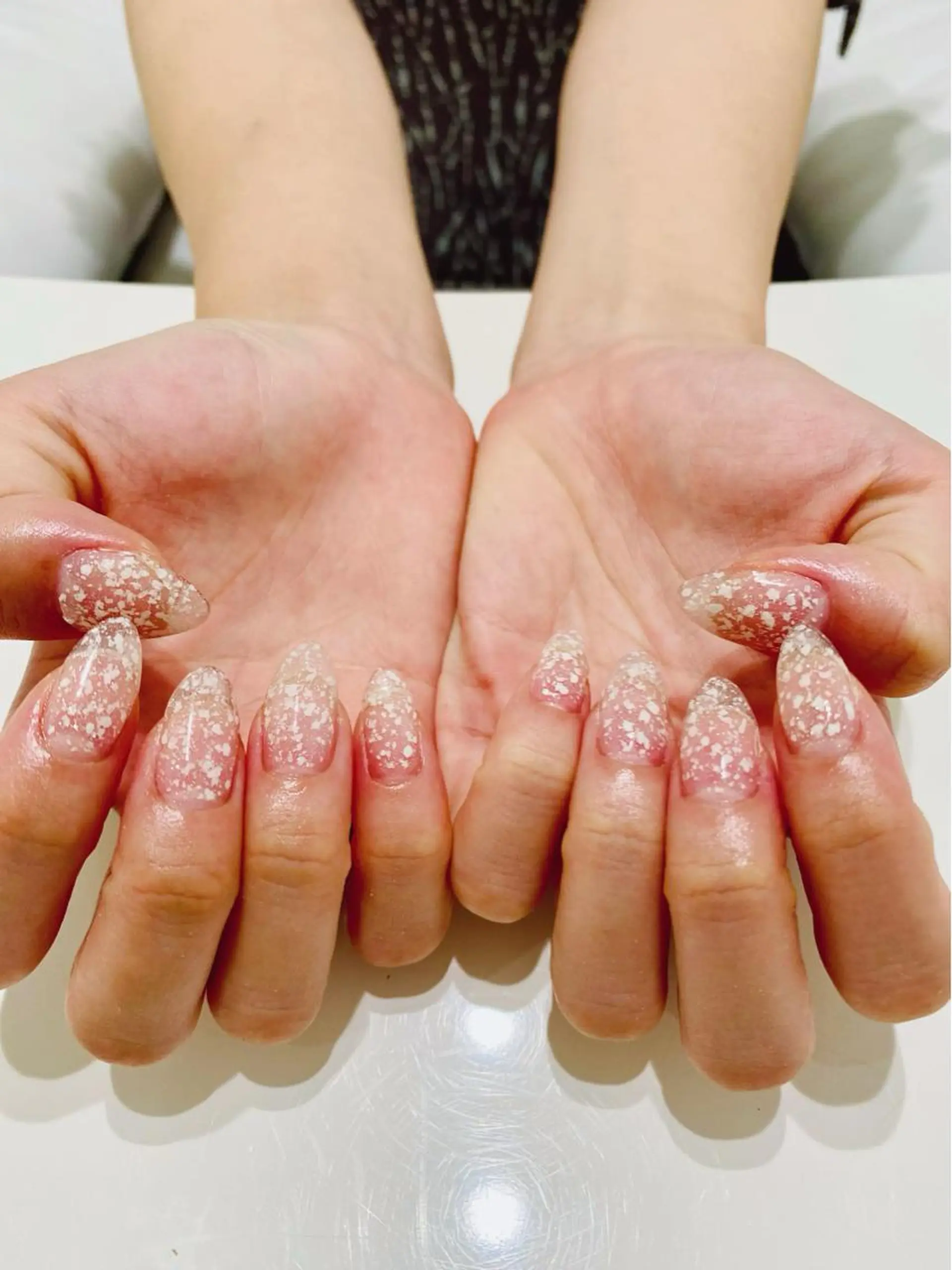 ロング ネイル マツエク・マツパ アイブロウ 眉カラー パリジェンヌラッシュリフト 一重×まつ毛パーマ ワンホンマツエク エクステ ハンドネイル 5日16時マグネット 4980円❣️のネイルデザイン
