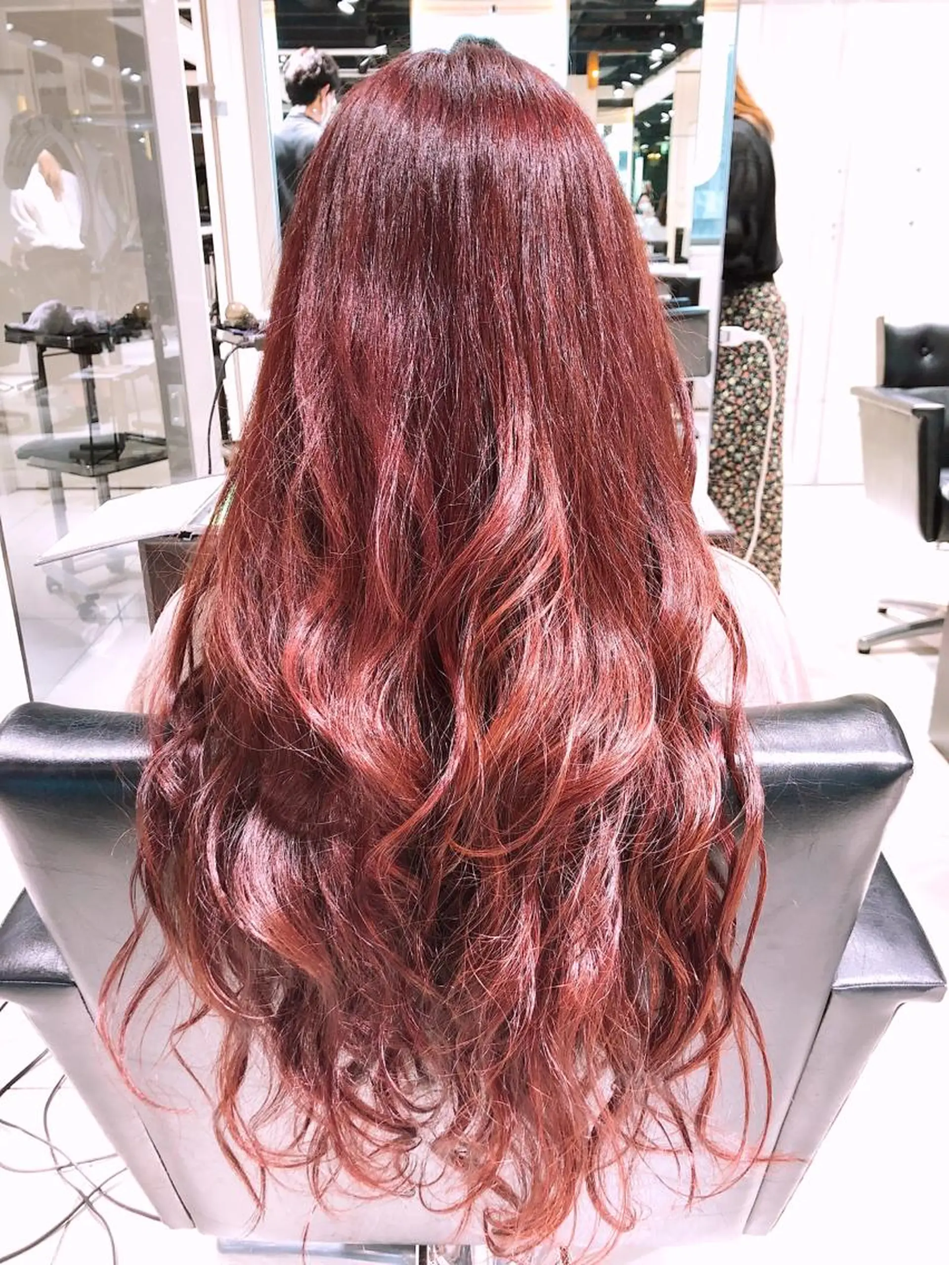 ロング カラー ヘアアレンジ 海外レイヤー鯉渕 【海外風メンズも◎】のヘアスタイル