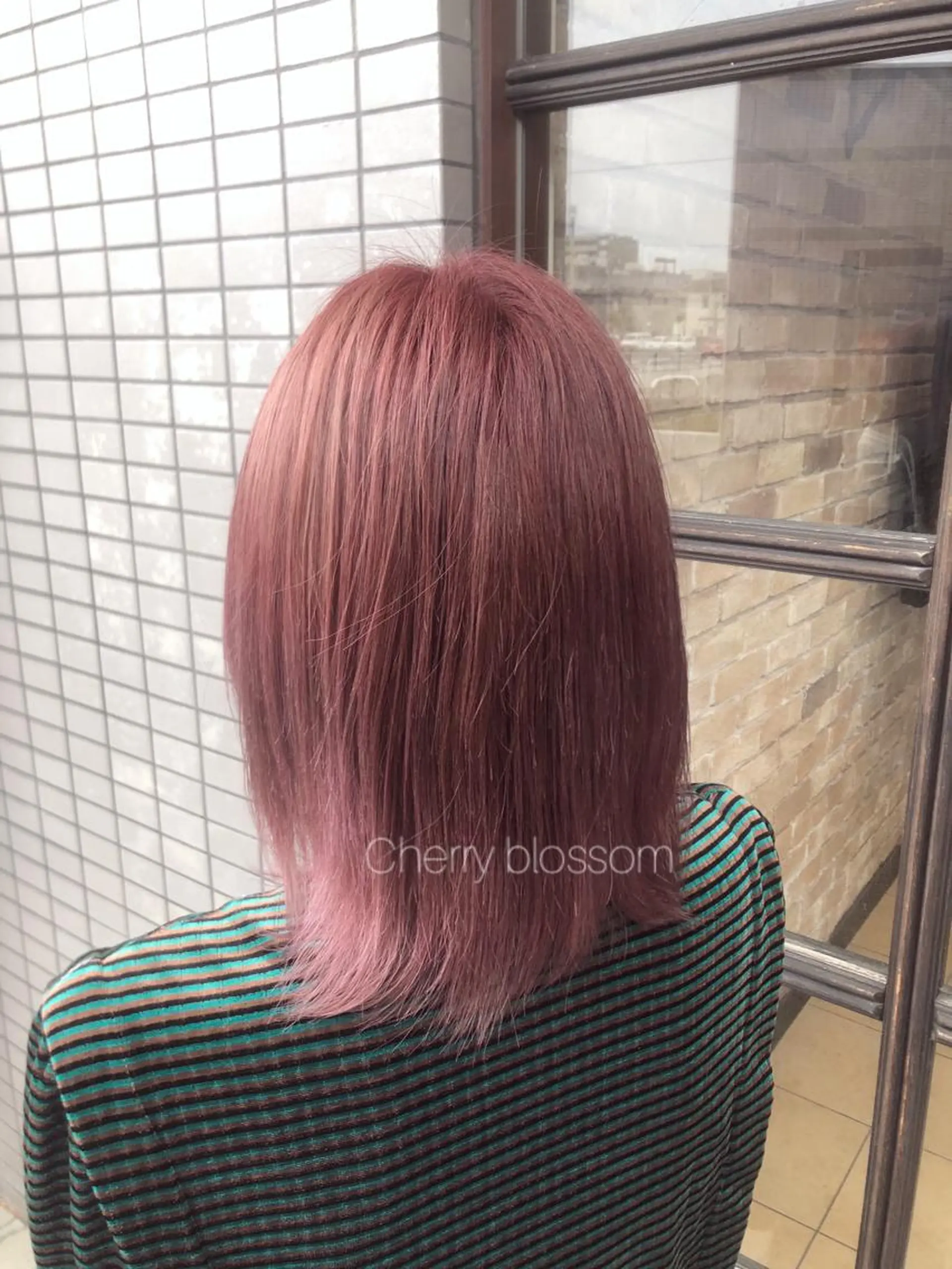 ミディアム 🧡ミルクティー/ レイヤー🧡ショウナのヘアスタイル