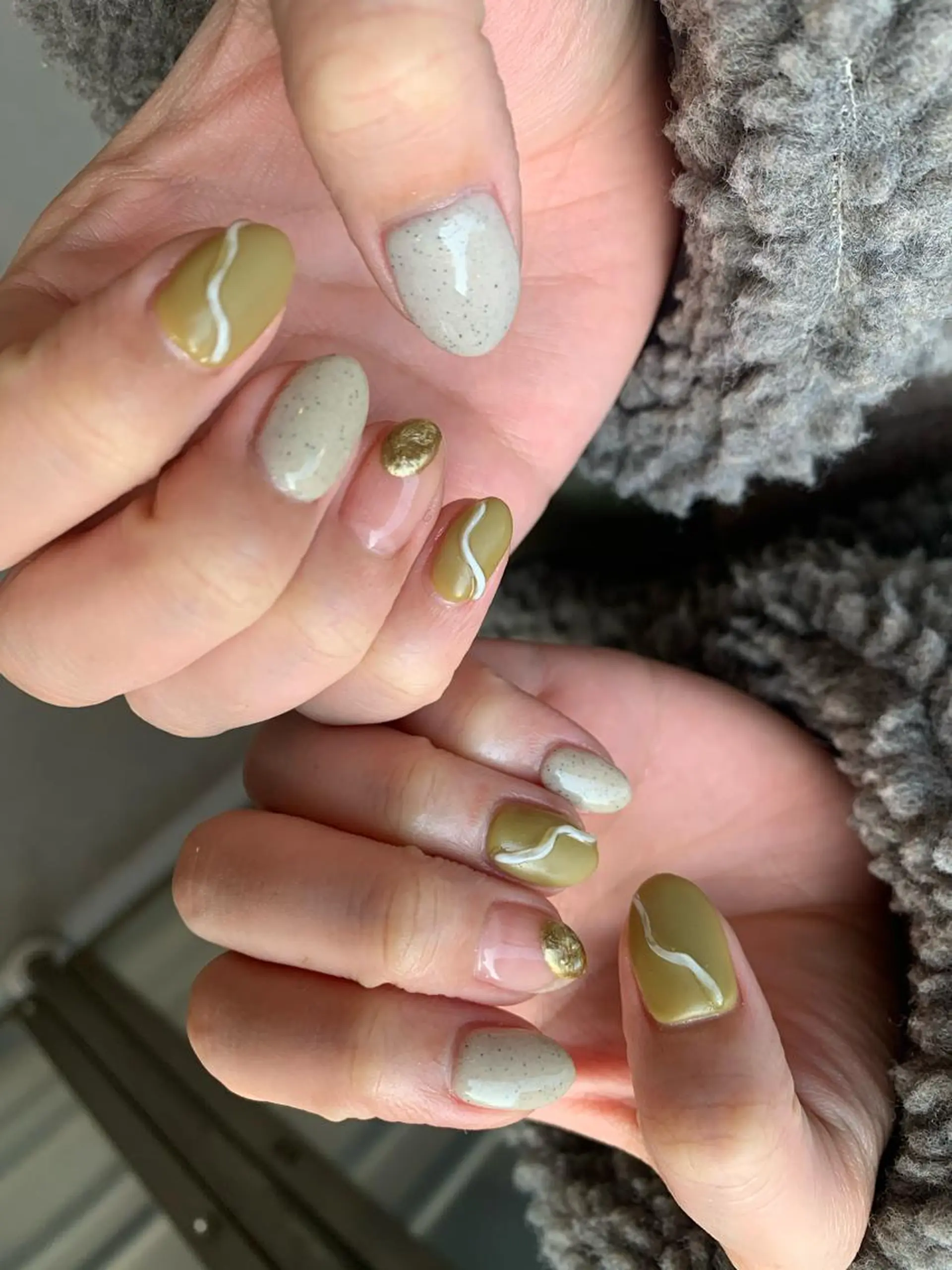 ネイル グリーン ニュアンスネイル nail＊ runa🌻のネイルデザイン
