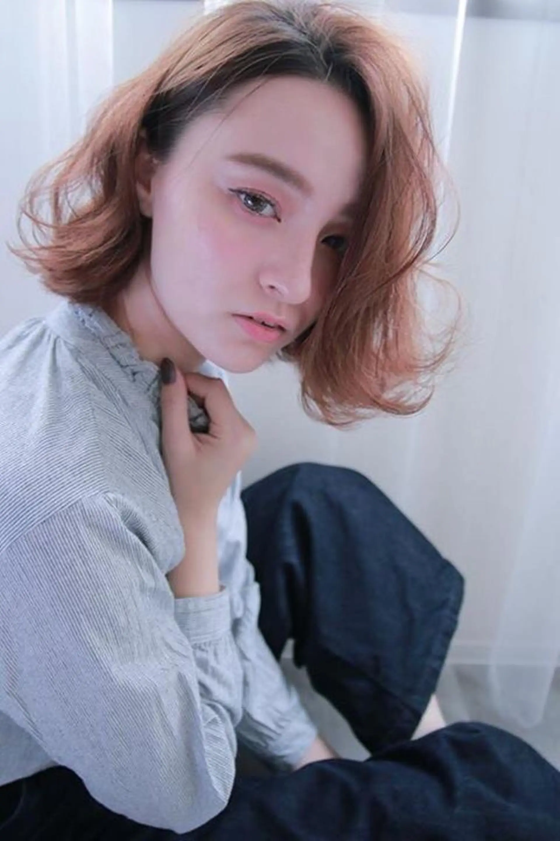 ミディアム カラー 柳原 実央のヘアスタイル