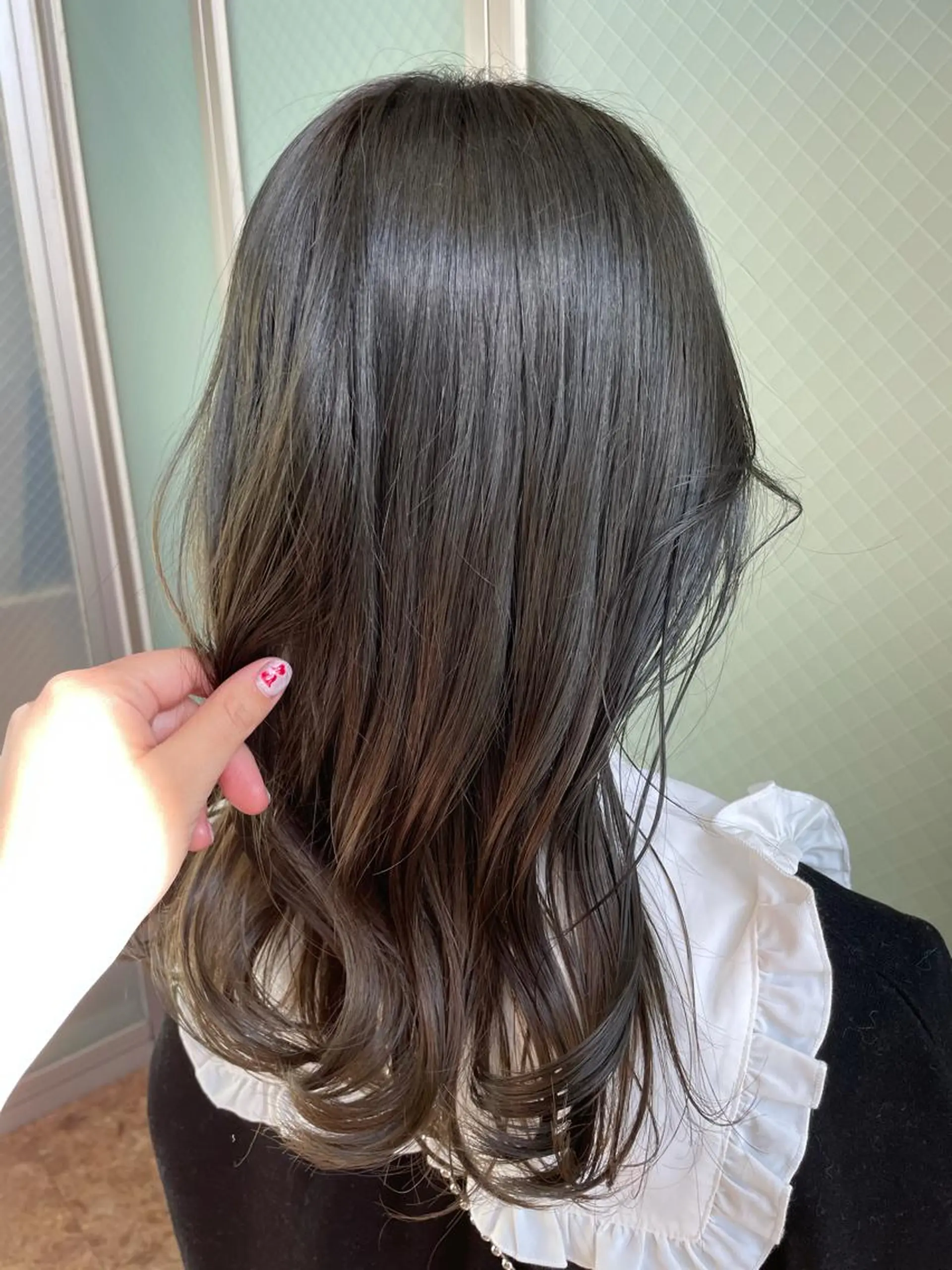カラー AFFECTiONERY所属・miyabu momokaのマツエク・マツパデザイン