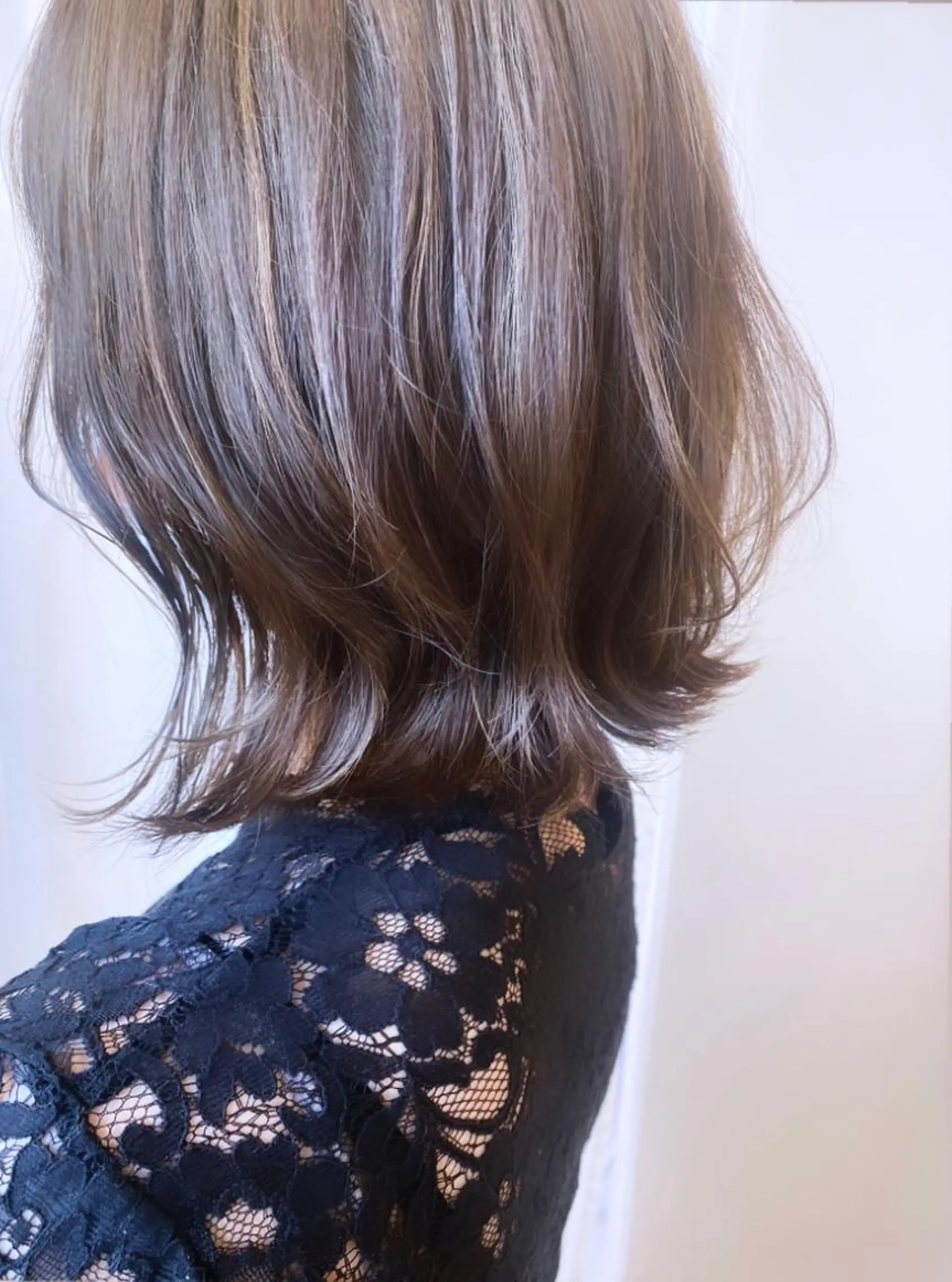 ミディアム ハイライト ヘアカラー 河田 海陽のヘアスタイル