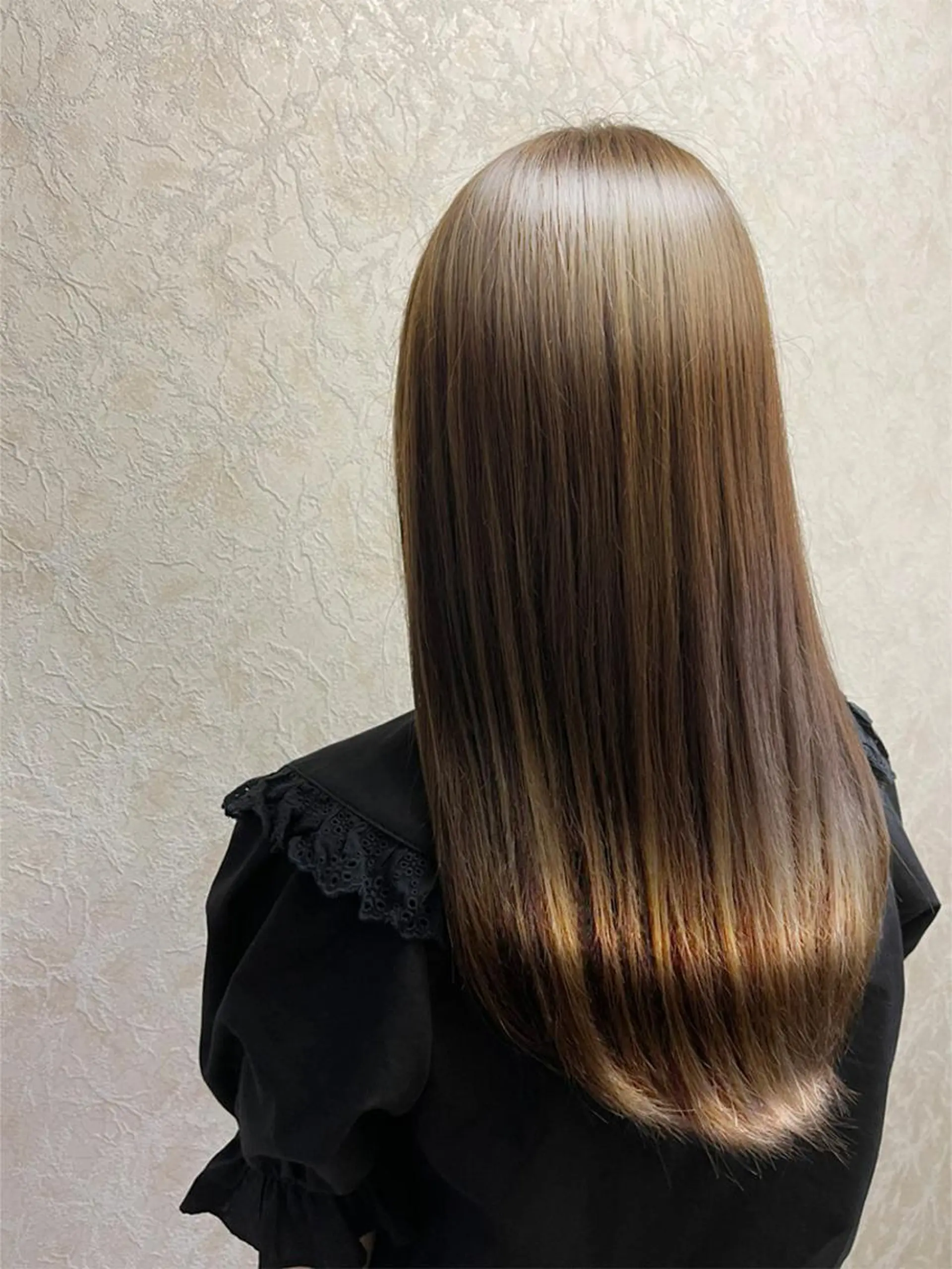 ヘアアレンジ セミロング パーマ カラー キッズ メンズ メンズバレイヤージュ メンズブリーチ メンズハイライト メンズハイトーン メンズインナーカラー ROW町田🌹 大人可愛い/艶髪改善のヘアスタイル