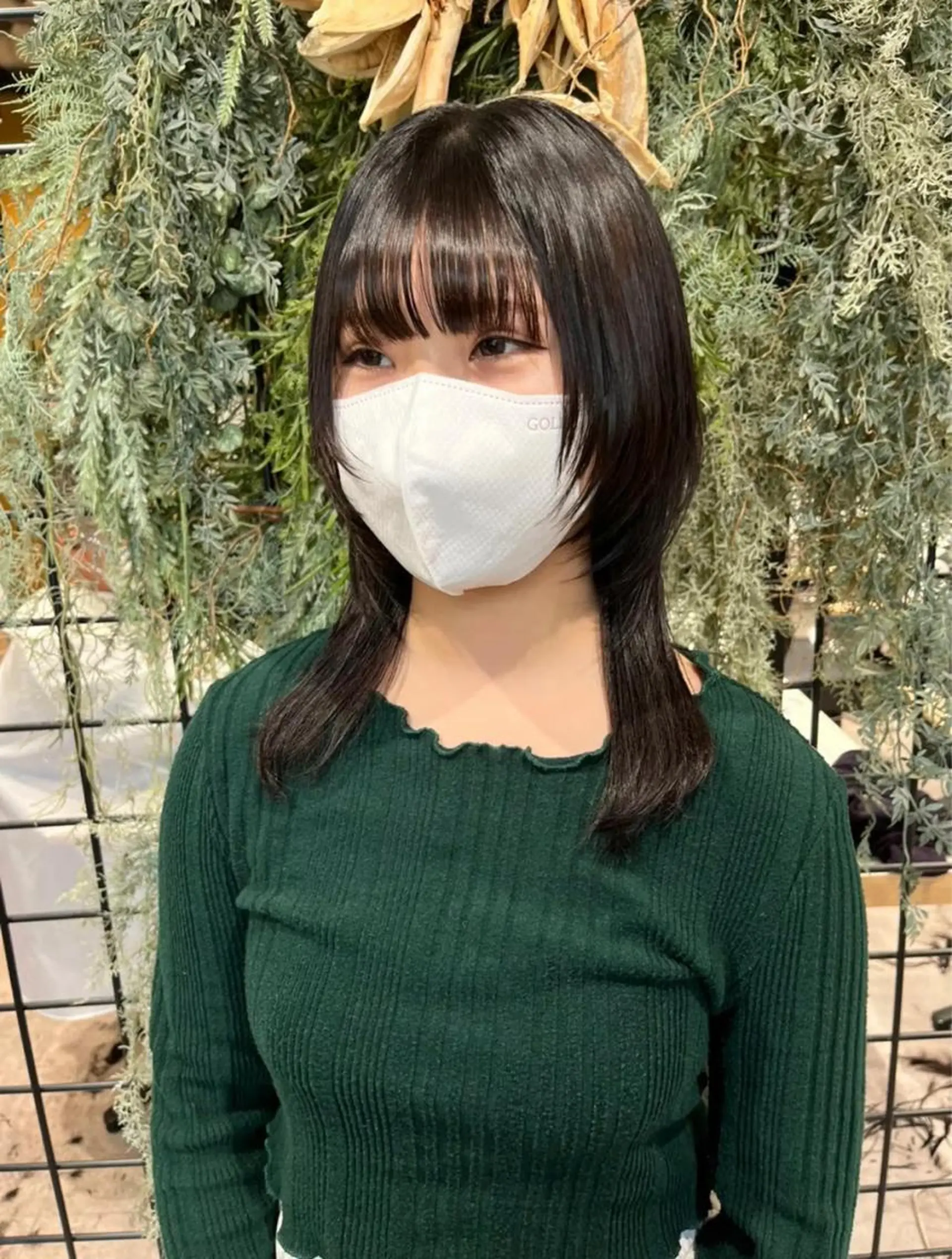 セミロング カット ウルフ.クロスパーマ 🖤RYOKAのヘアスタイル